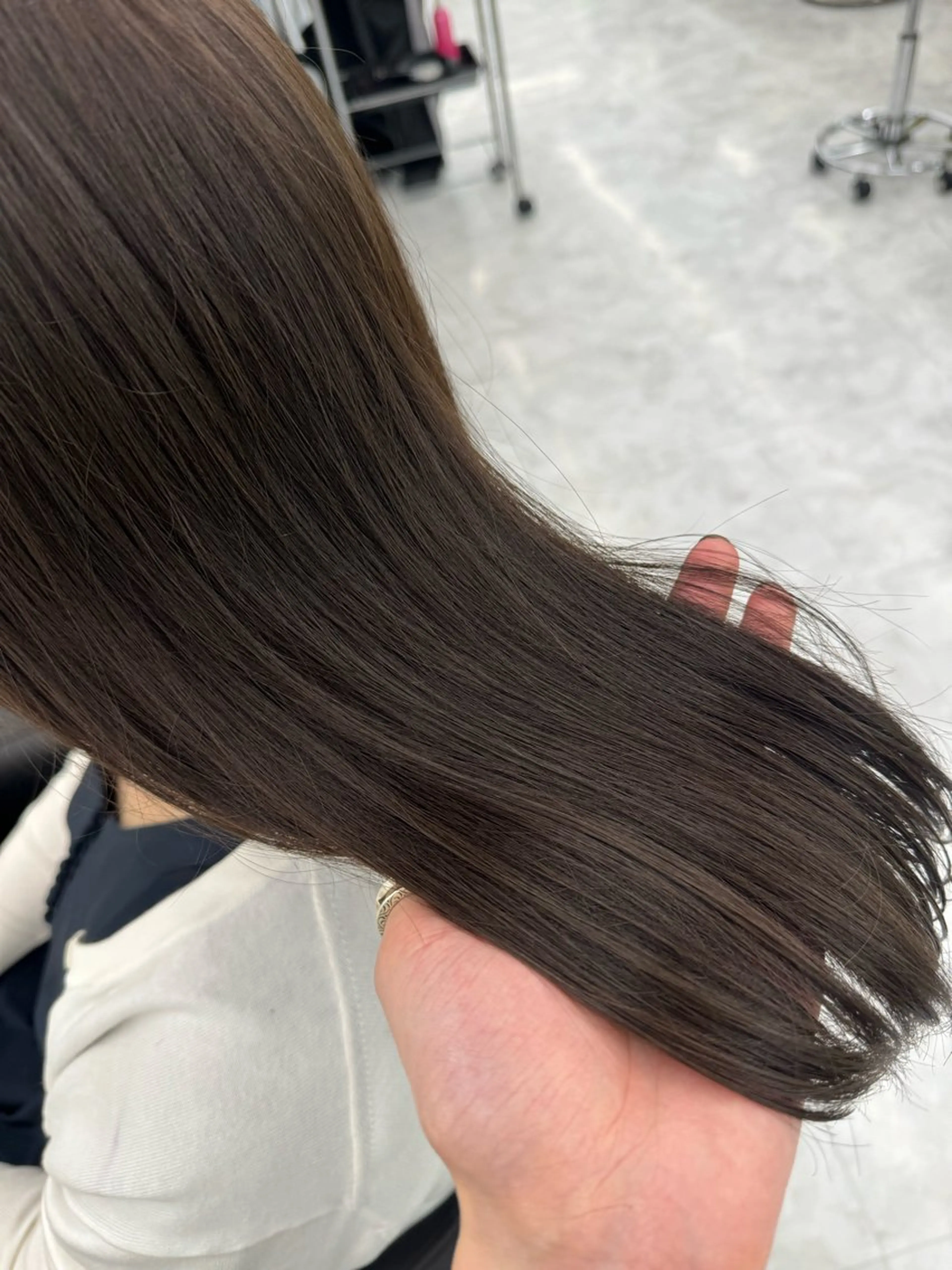 セミロング カラー ヘアアレンジ カット ヘアカラー トリートメント 💕透明感暗髪💕 りくのヘアスタイル