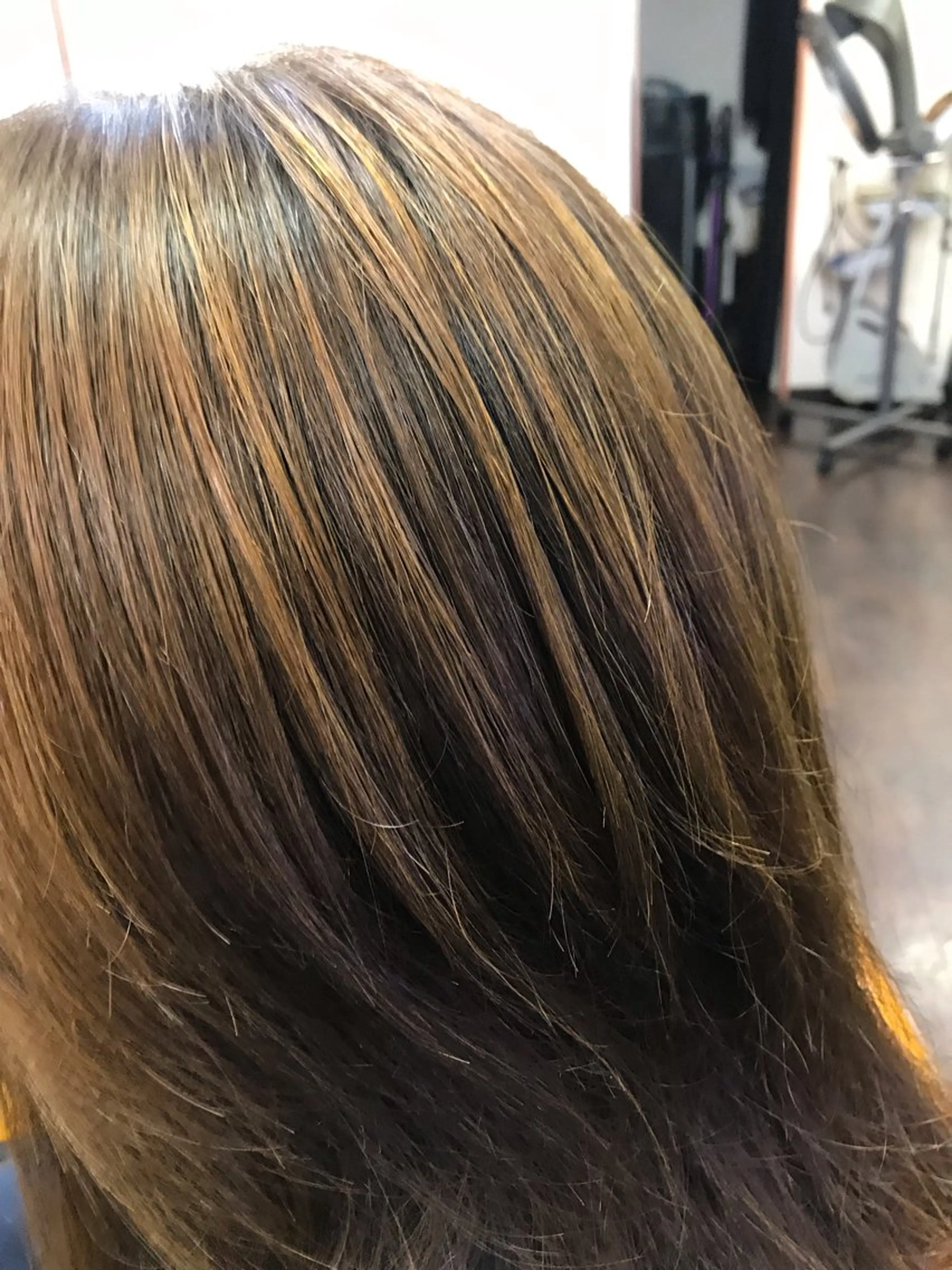 セミロング カラー 桧山 真のヘアスタイル