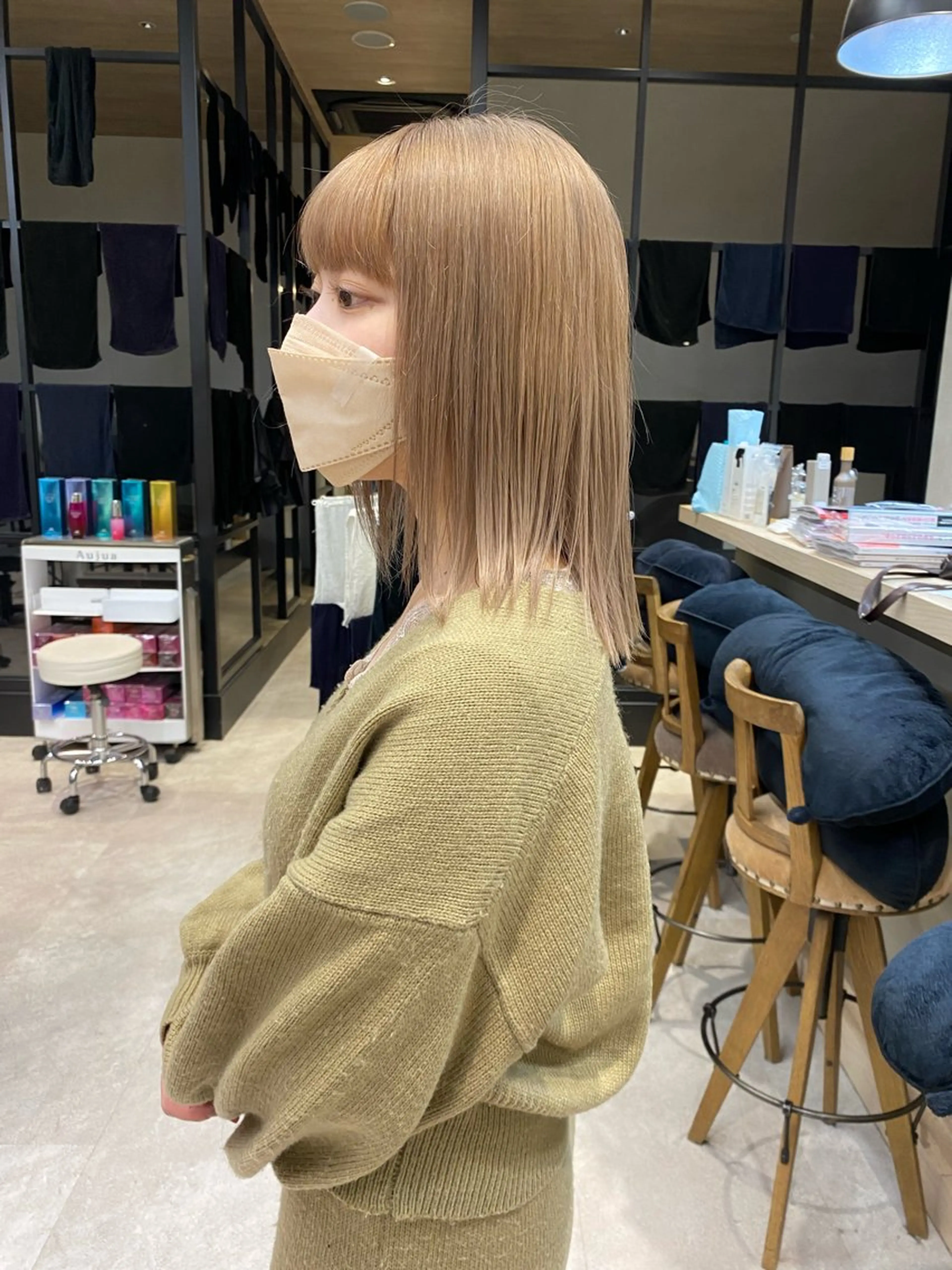 セミロング 艶カラー🌟 kanonのヘアスタイル