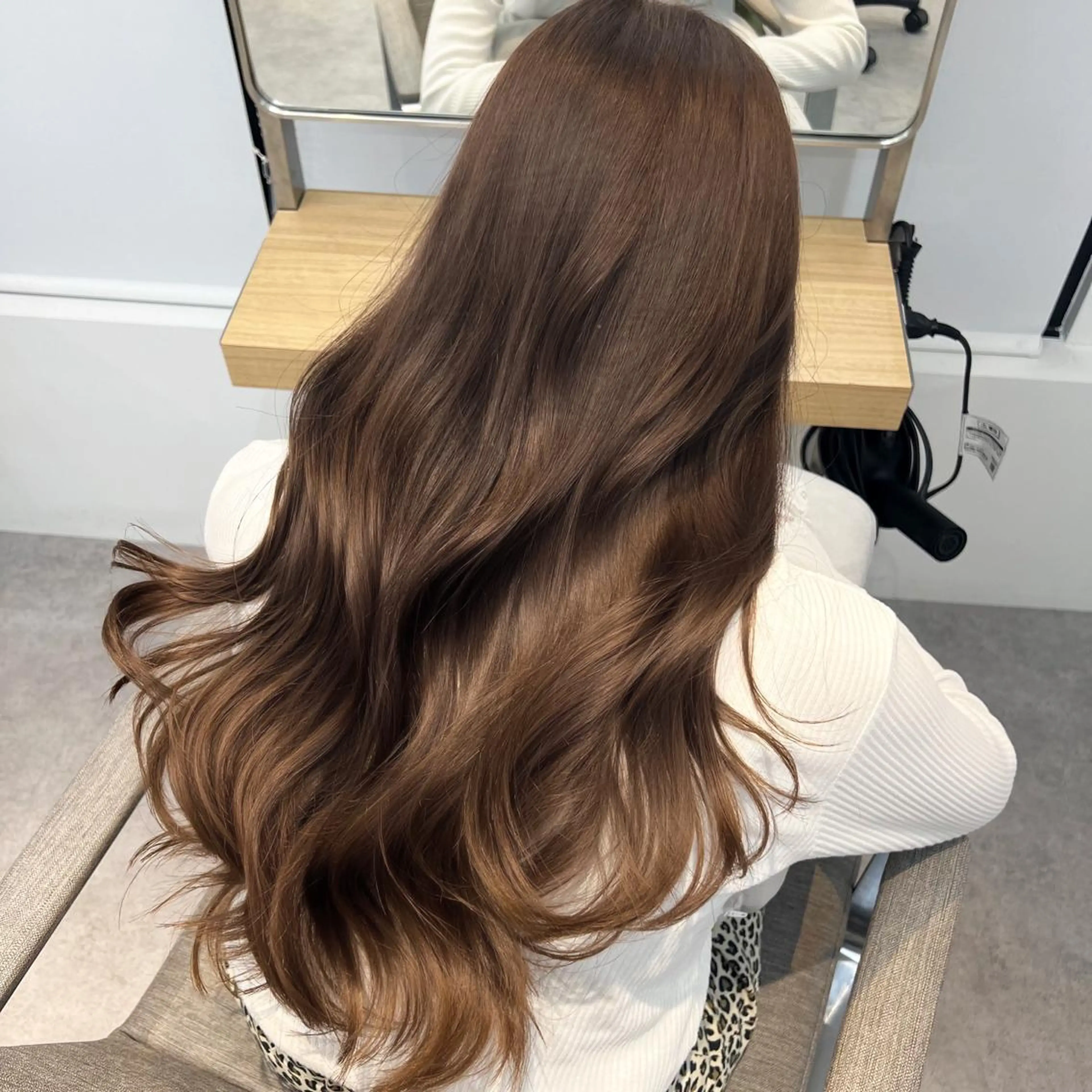 ロング ヨシンモリ ヘアカラー 🫧髪質改善•艶カラ ー特化🫧谷奥甲太のヘアスタイル