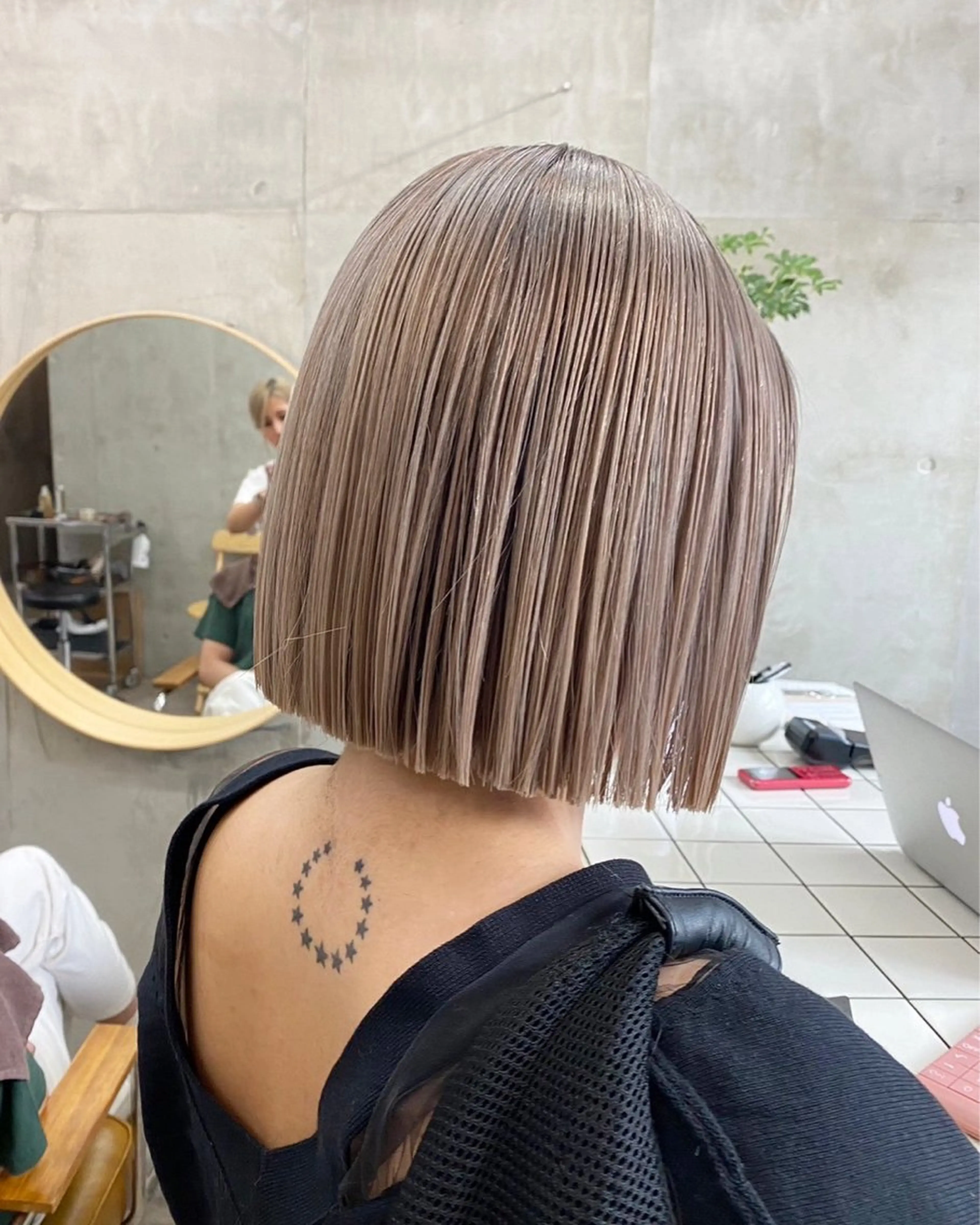 ショート 顔周りカット ヘアカラー SALT WATER所属・🫐 𝐌𝐚𝐨 🫐ボブモデル募集のヘアスタイル
