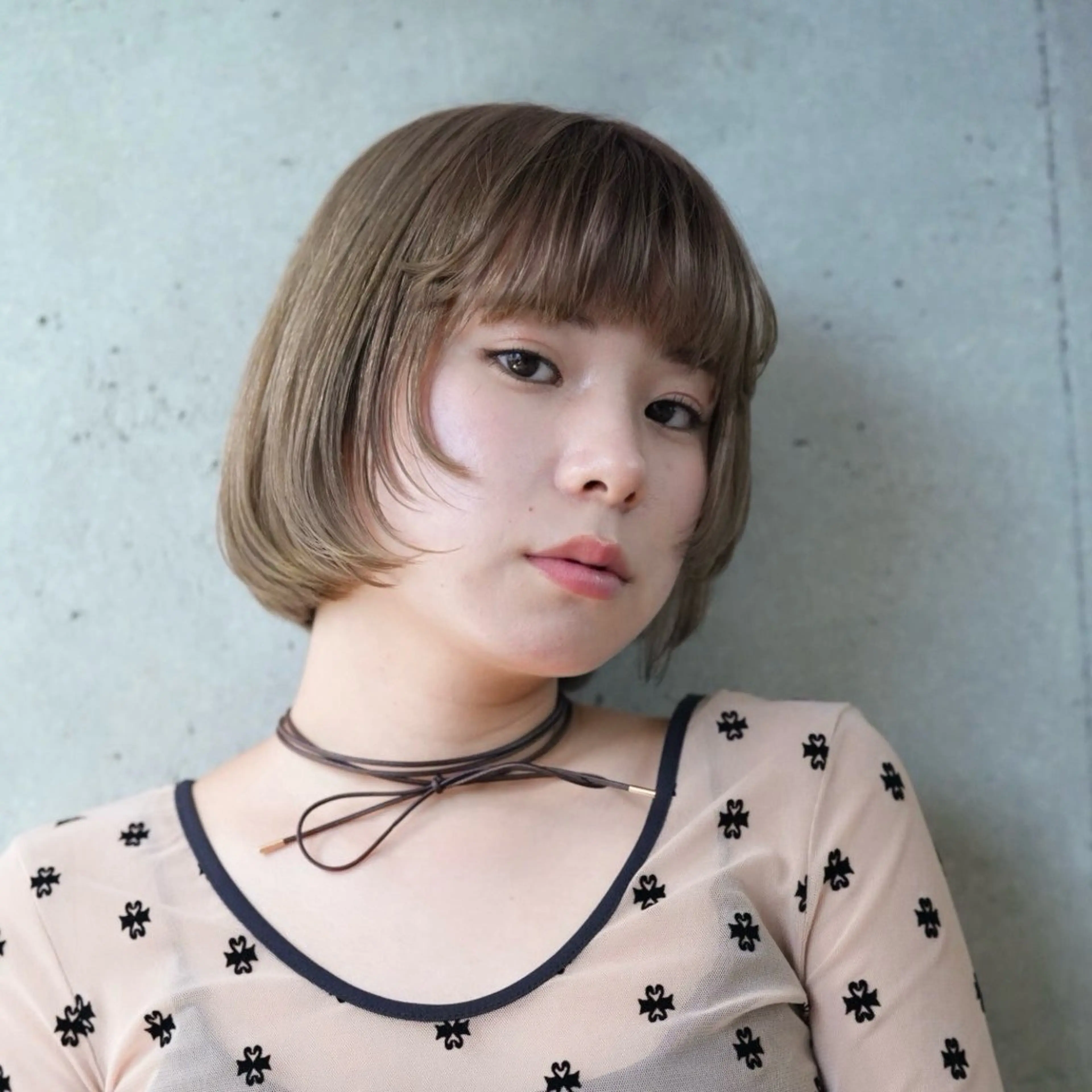 ミディアム カラー ベージュカラー ブリーチ ケアブリーチ ダブルカラー ハイトーンカラー ヘアカラー ミサキ￤暖色￤ブ リーチ￤カラーリストのヘアスタイル