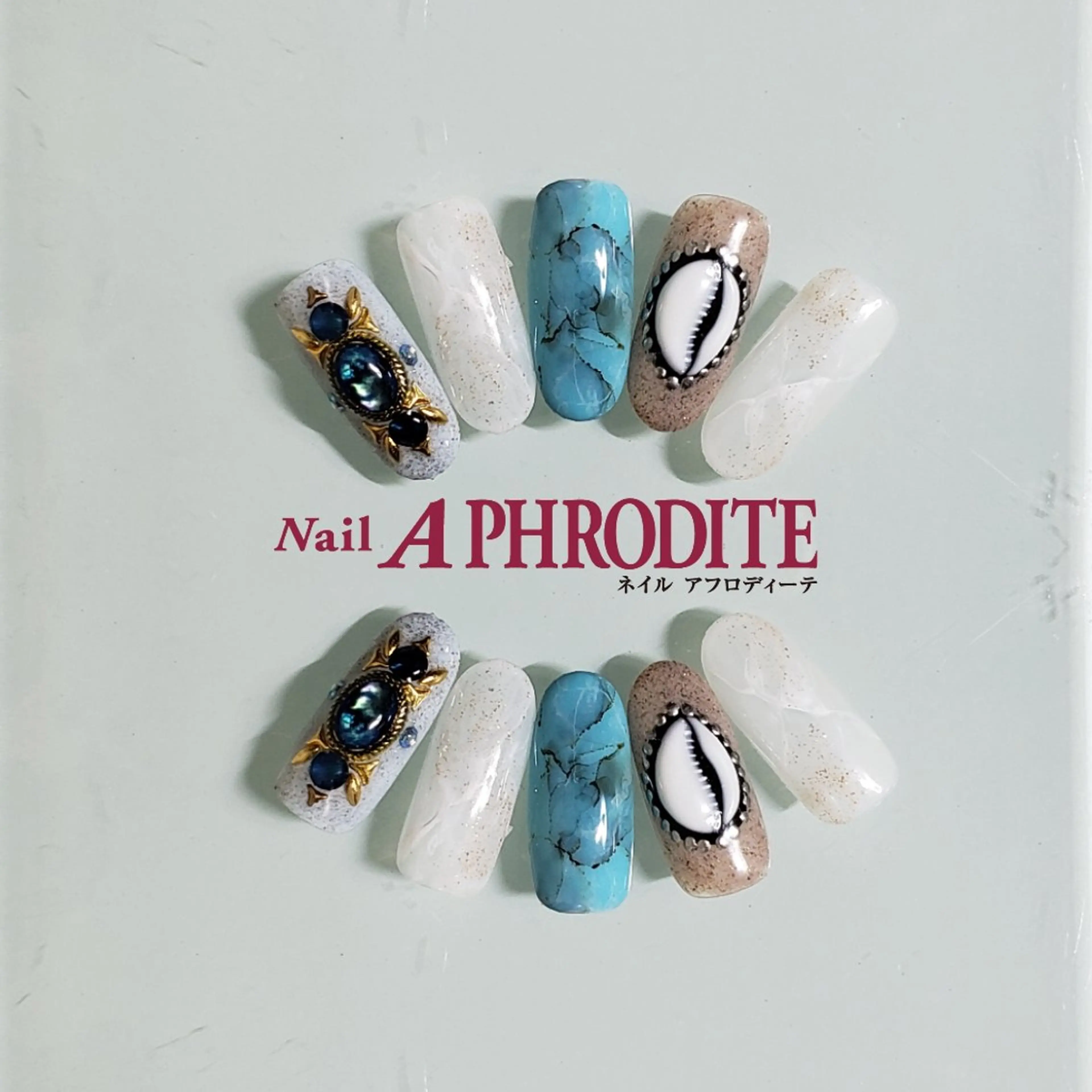ネイル ジェルネイル ニュアンスネイル スカルプネイル ソフトジェル ネイルチップ ハンドネイル Nail Aphroditeのネイルデザイン
