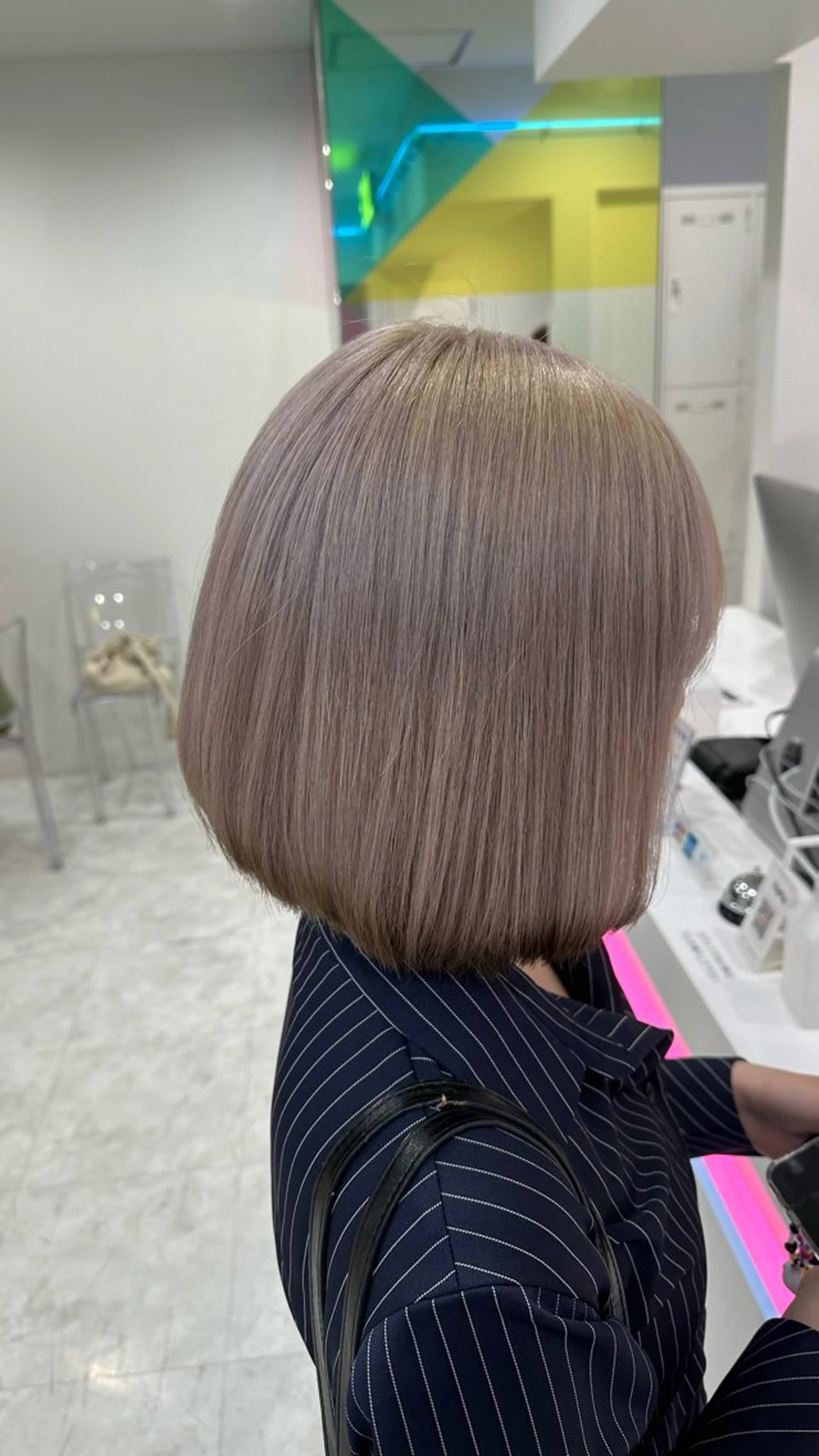 ミディアム カラー ハイトーン🌈メンズ カット♡Machanのヘアスタイル