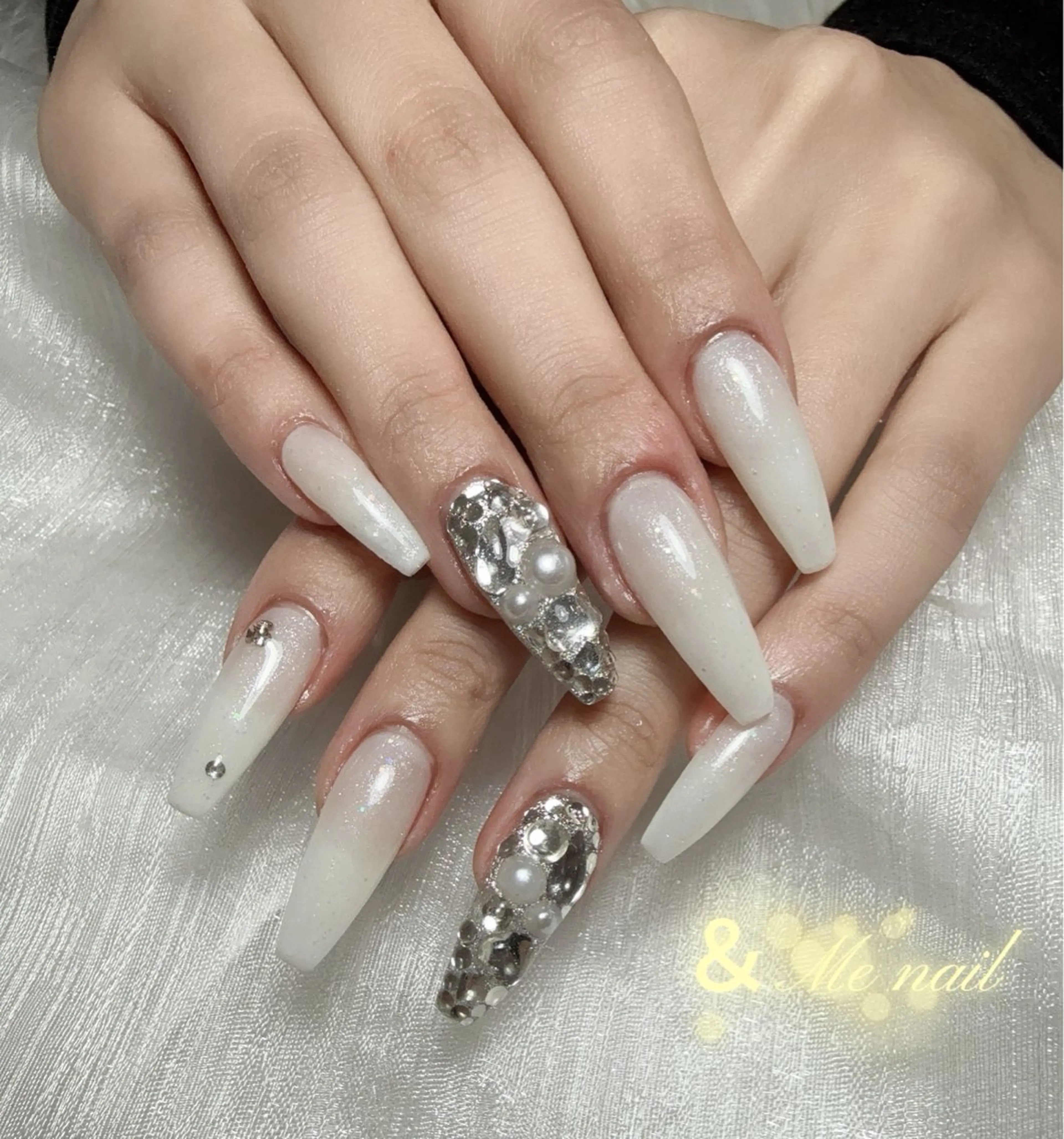 ネイル ハンドネイル &ME タカのネイルデザイン