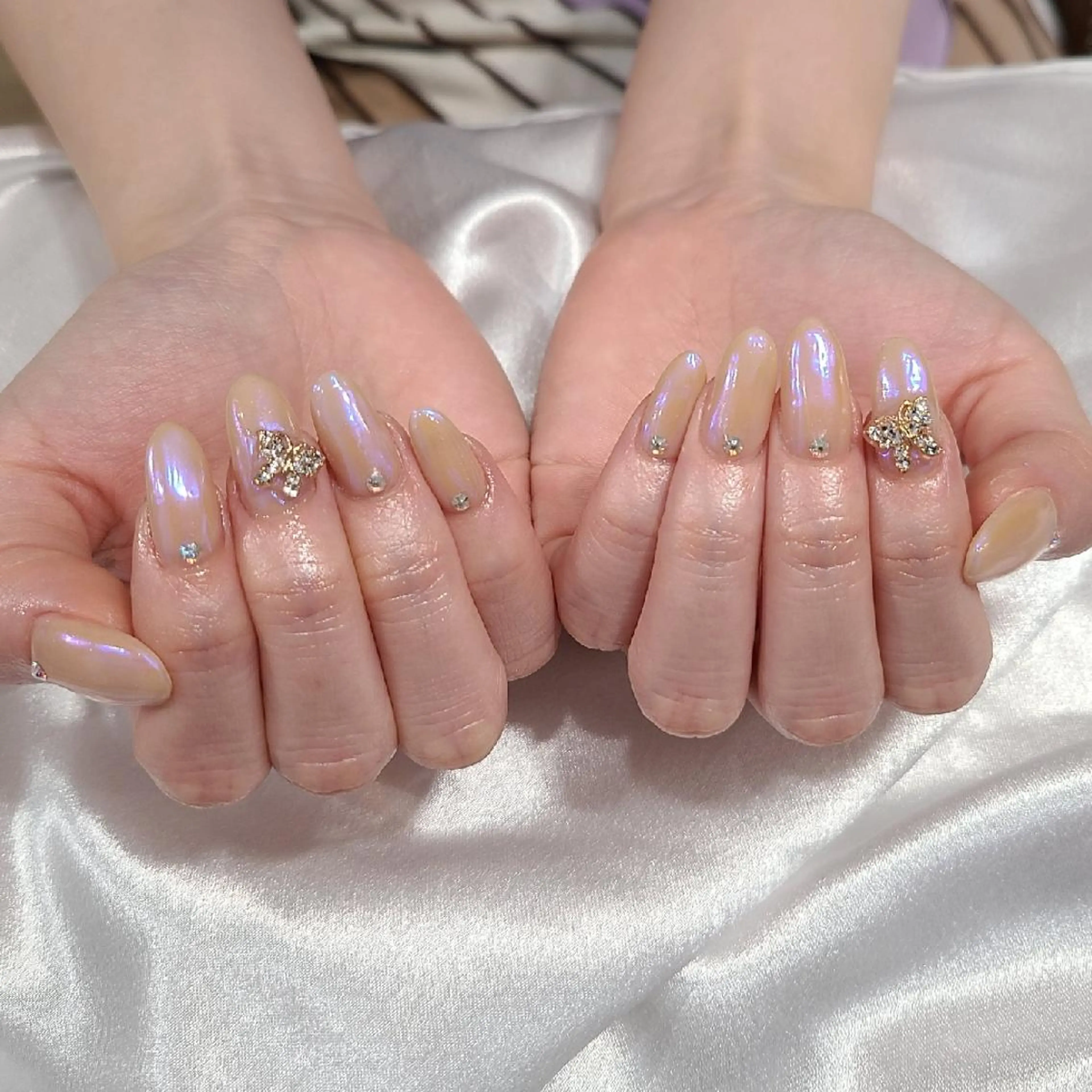 ネイル オーロラネイル ハンドネイル NOGUCHI  KANAのネイルデザイン