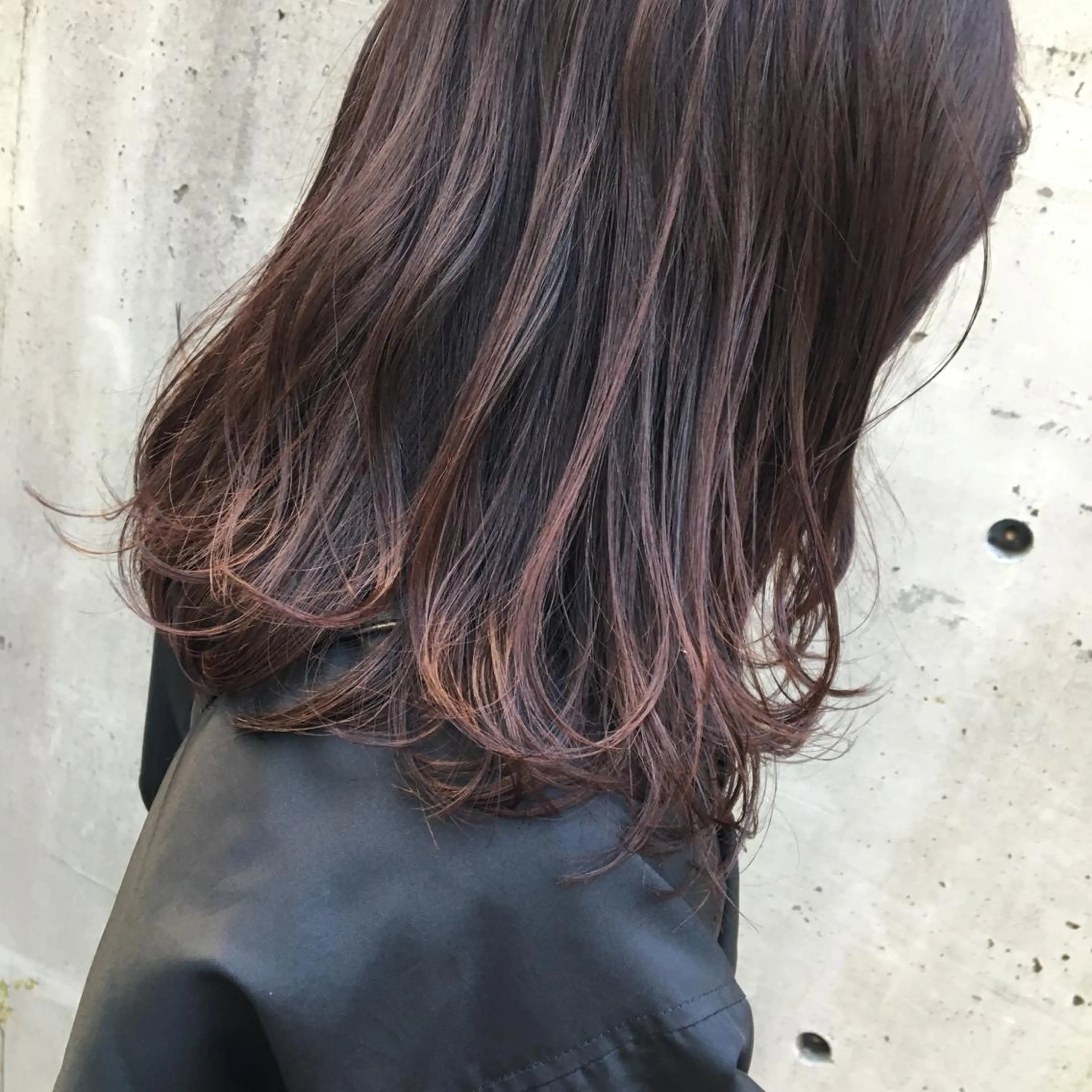 セミロング カラー ブリーチ ブラウンカラー ブリーチなしカラー レッドカラー レッドブラウン emme MIHO♡のヘアスタイル