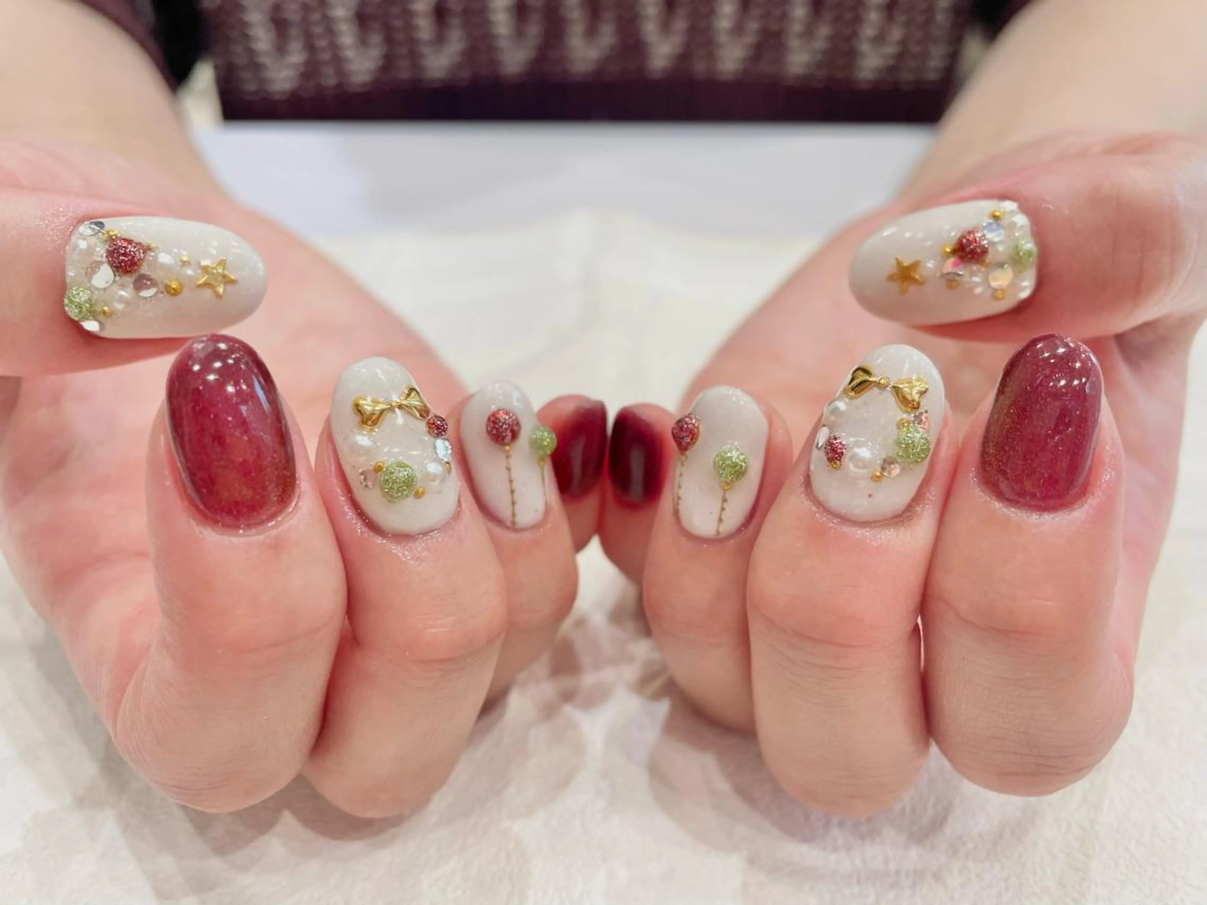 ネイル ハンドネイル Ash関内ネイリスト 荒木晴香のネイルデザイン