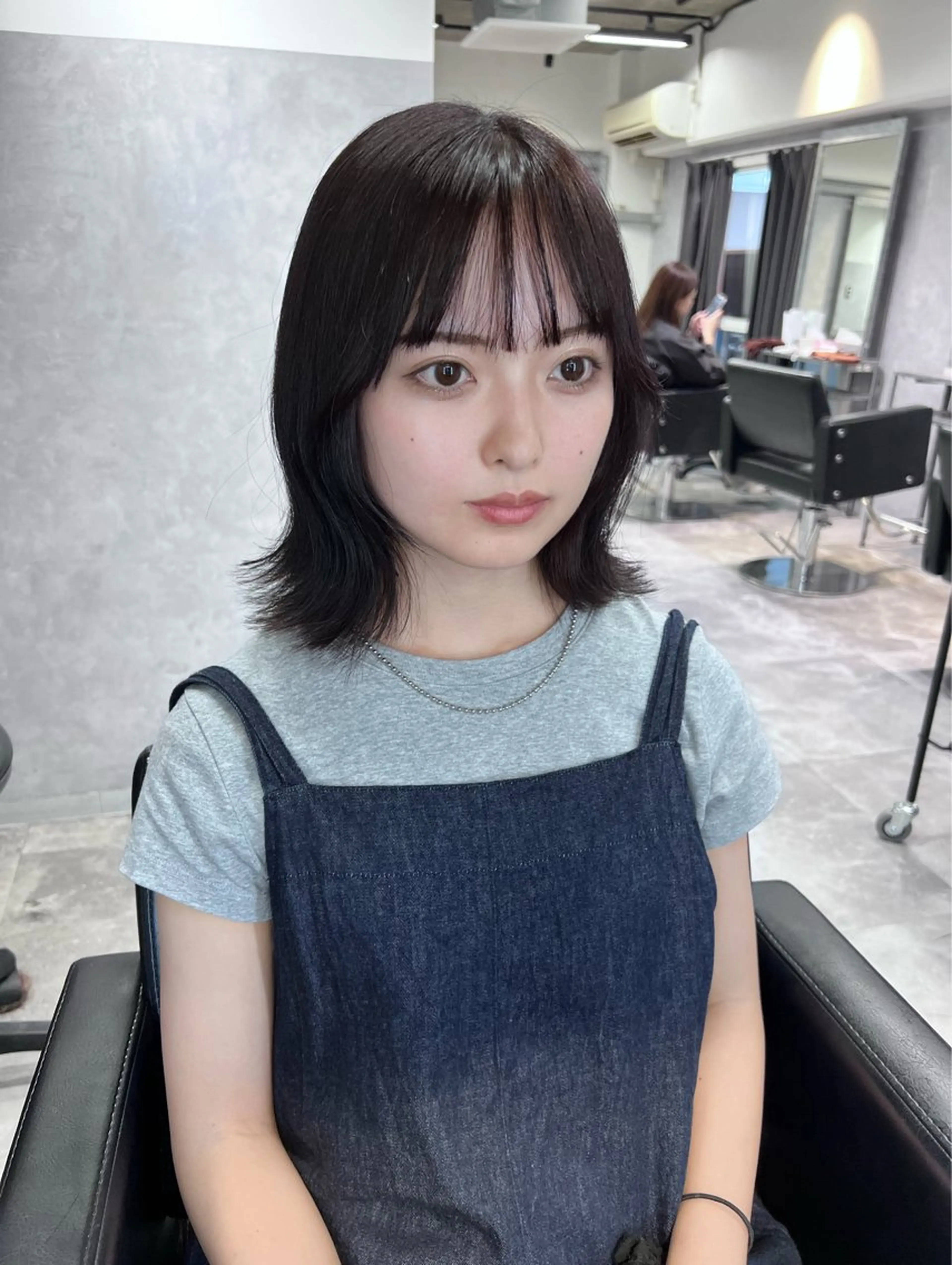 ミディアム カラー レッドカラー カット ヘアカラー TOMONA👑 透明感カラーレイヤーのヘアスタイル