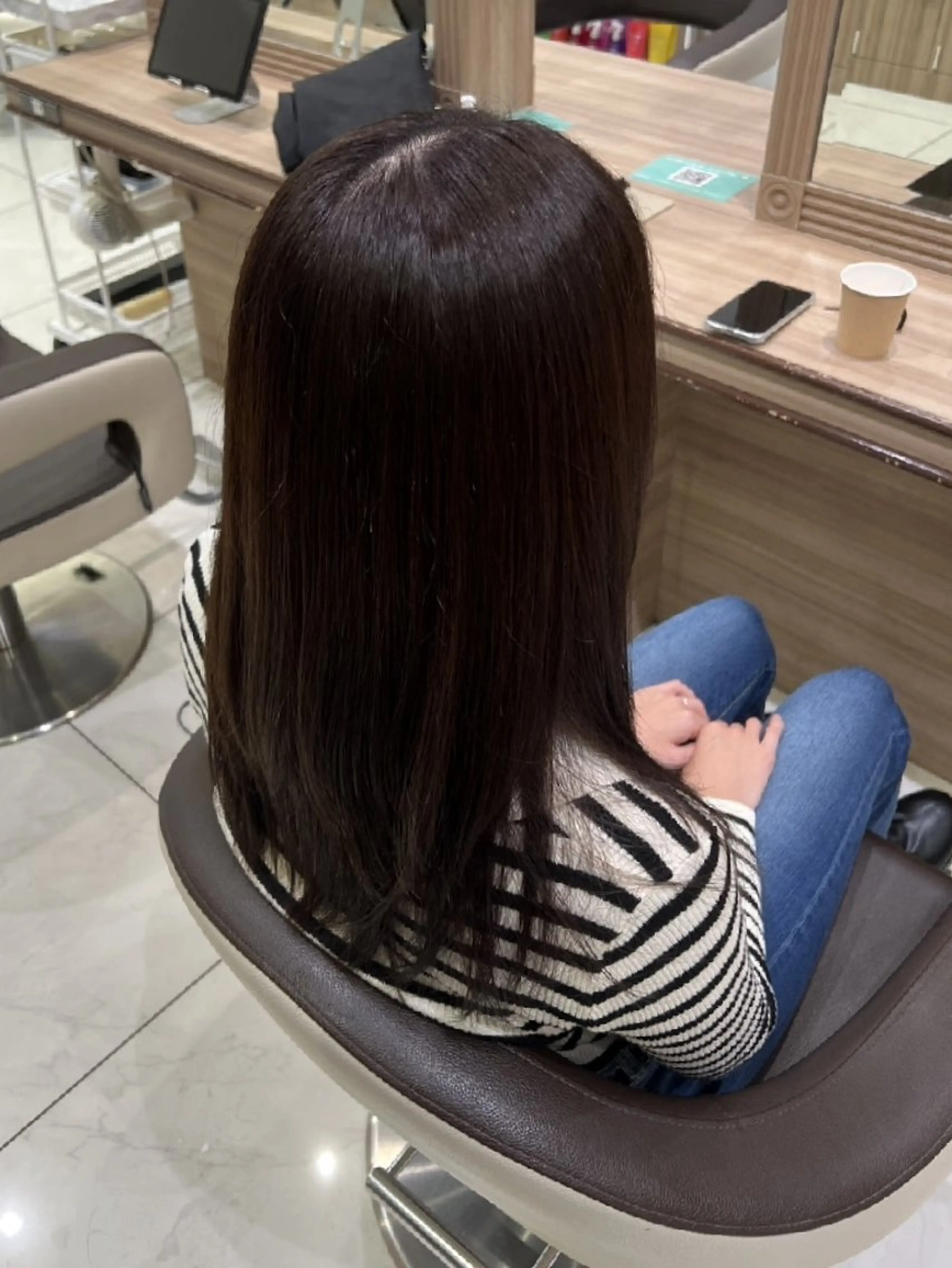 ロング 佐々木 萌のヘアスタイル