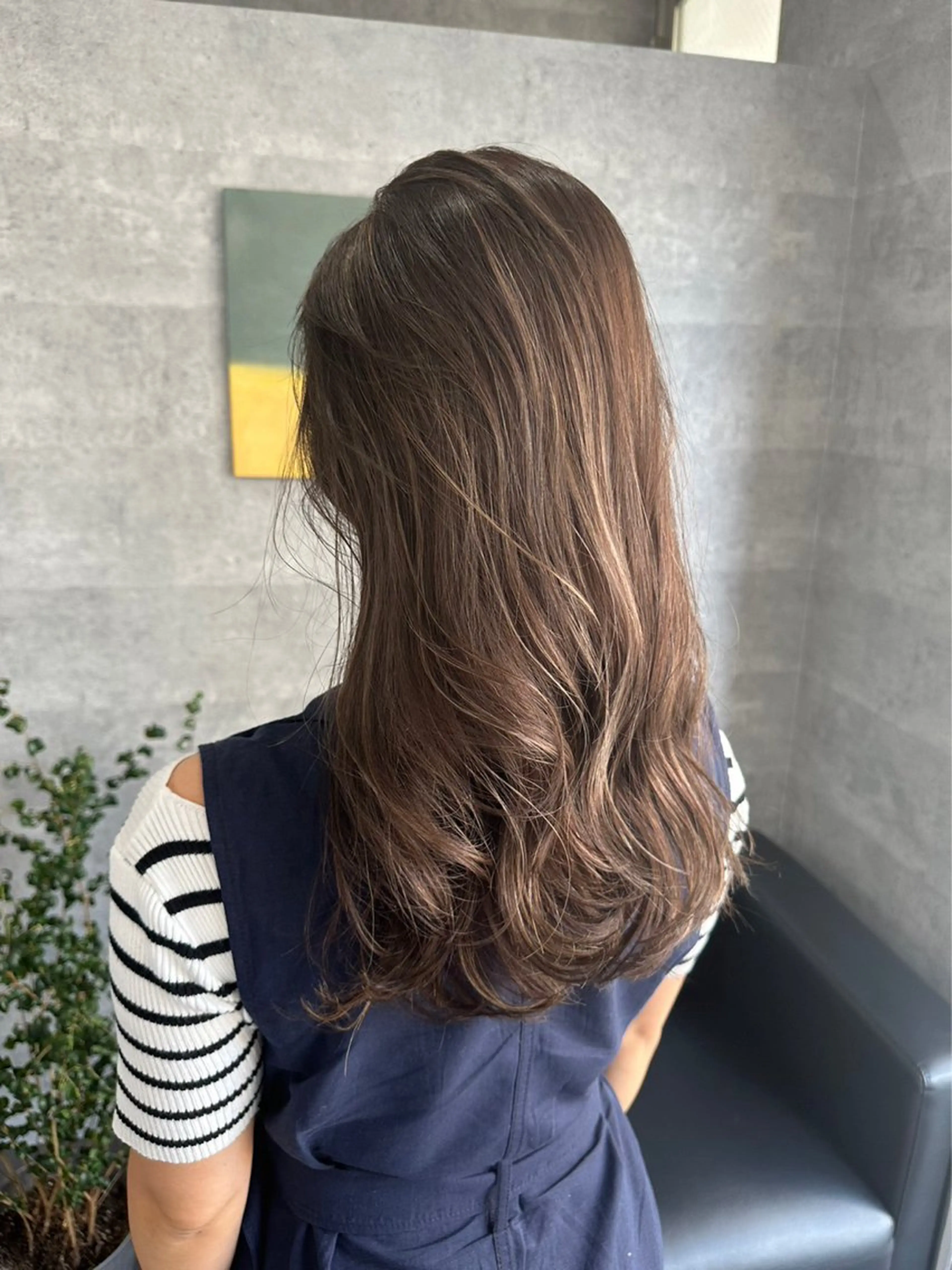 ロング カラー ヘアカラー 柔らかい透明感カラー 髪質改善/神戸のヘアスタイル