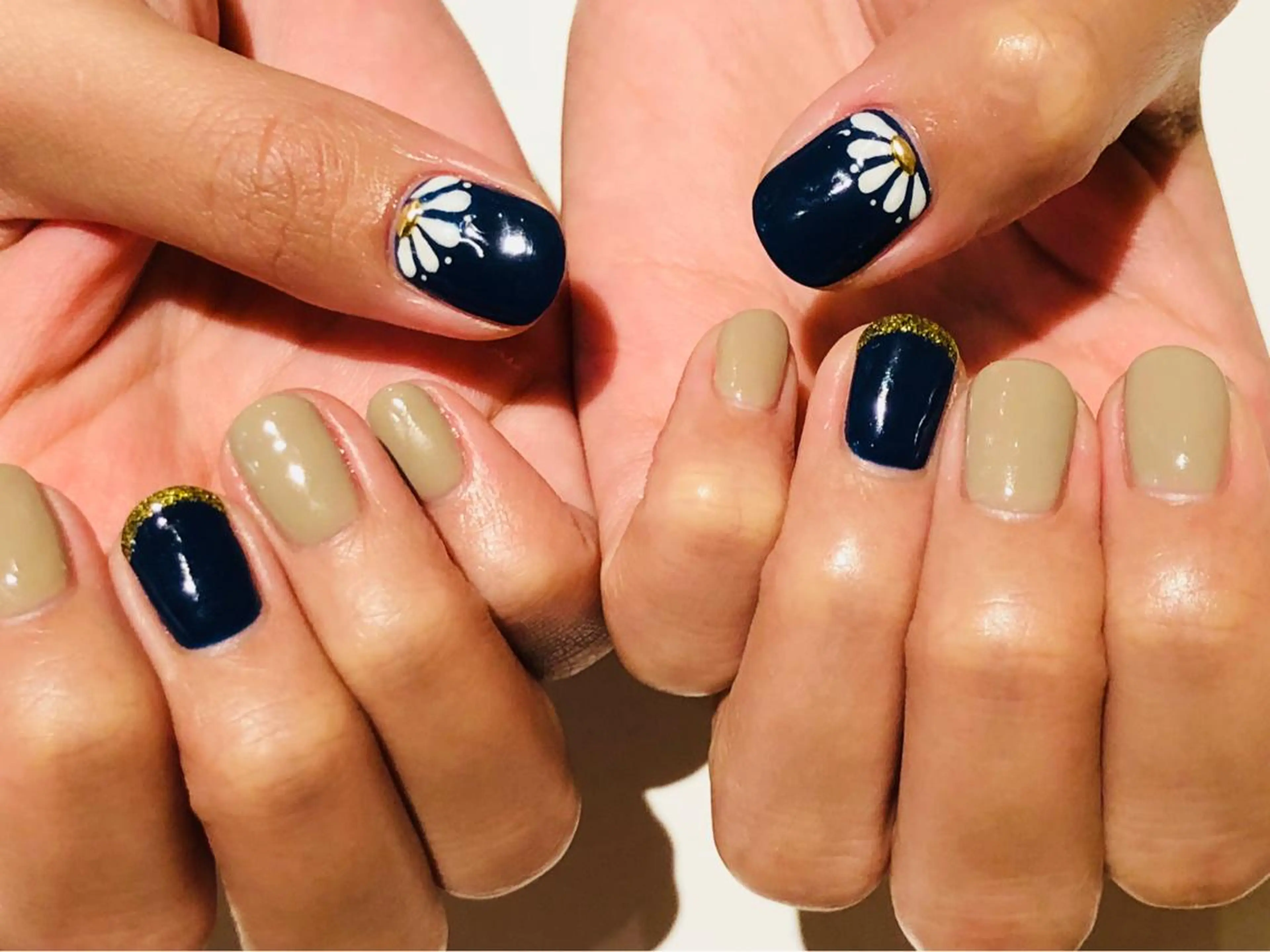 ネイル アートネイル フラワーネイル ワンカラーネイル jamspark ✨のネイルデザイン