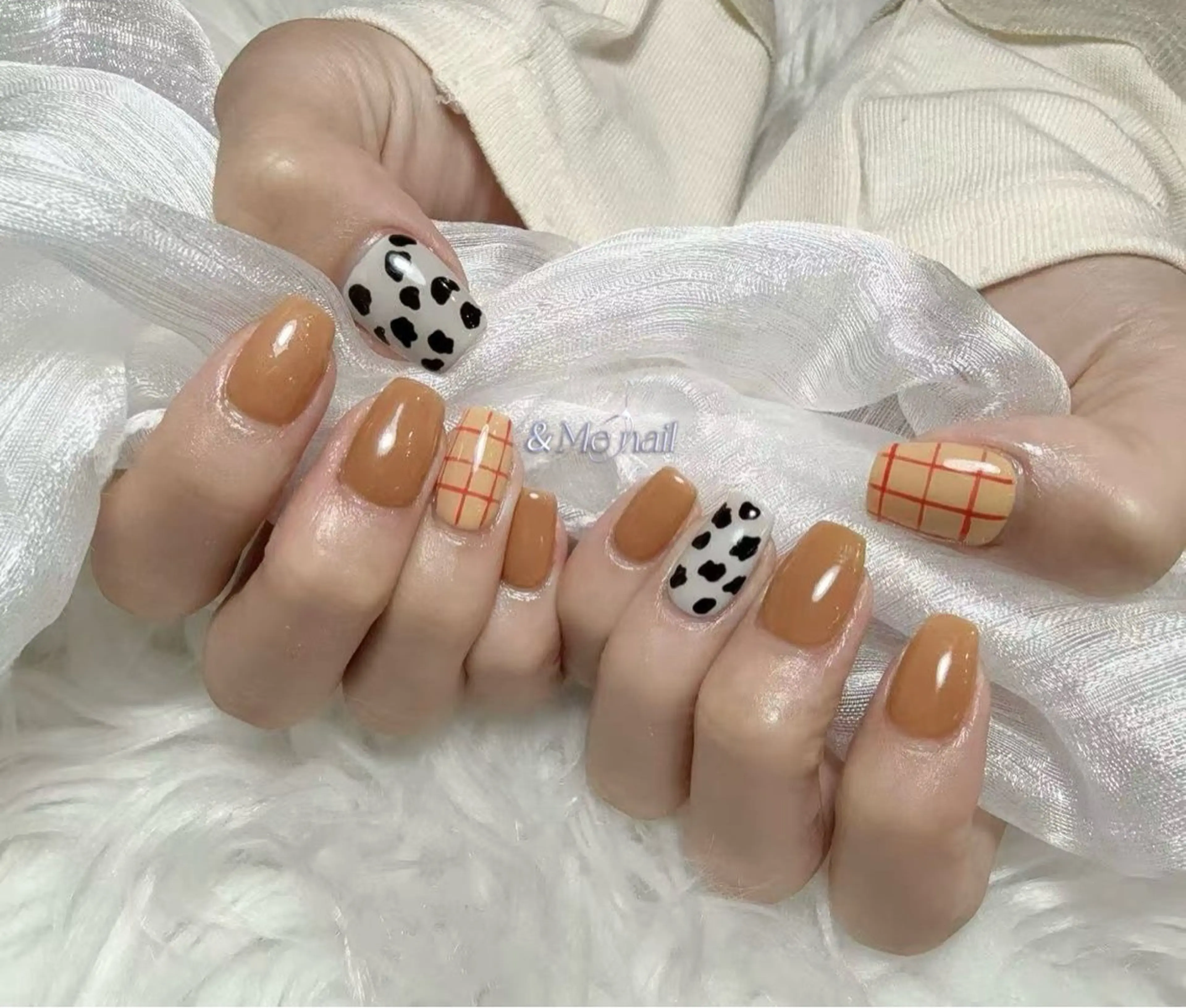 ネイル ハンドネイル &ME タカのネイルデザイン