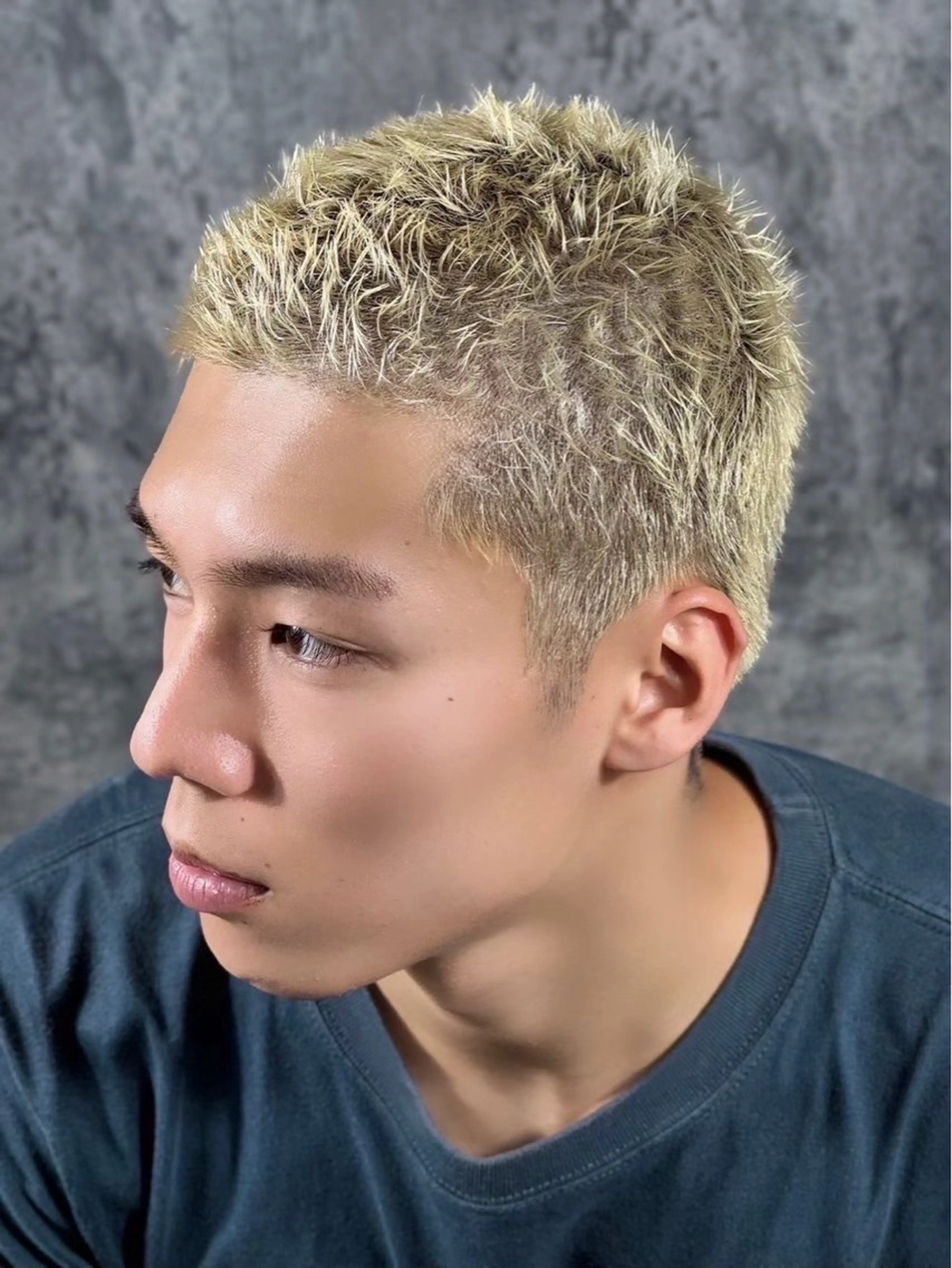 ショート カラー ヘアアレンジ メンズ カット ヘアカラー プレミアムバーバー新宿店所属・⚡️メンズ特化⚡️ 倉林 隼大のヘアスタイル