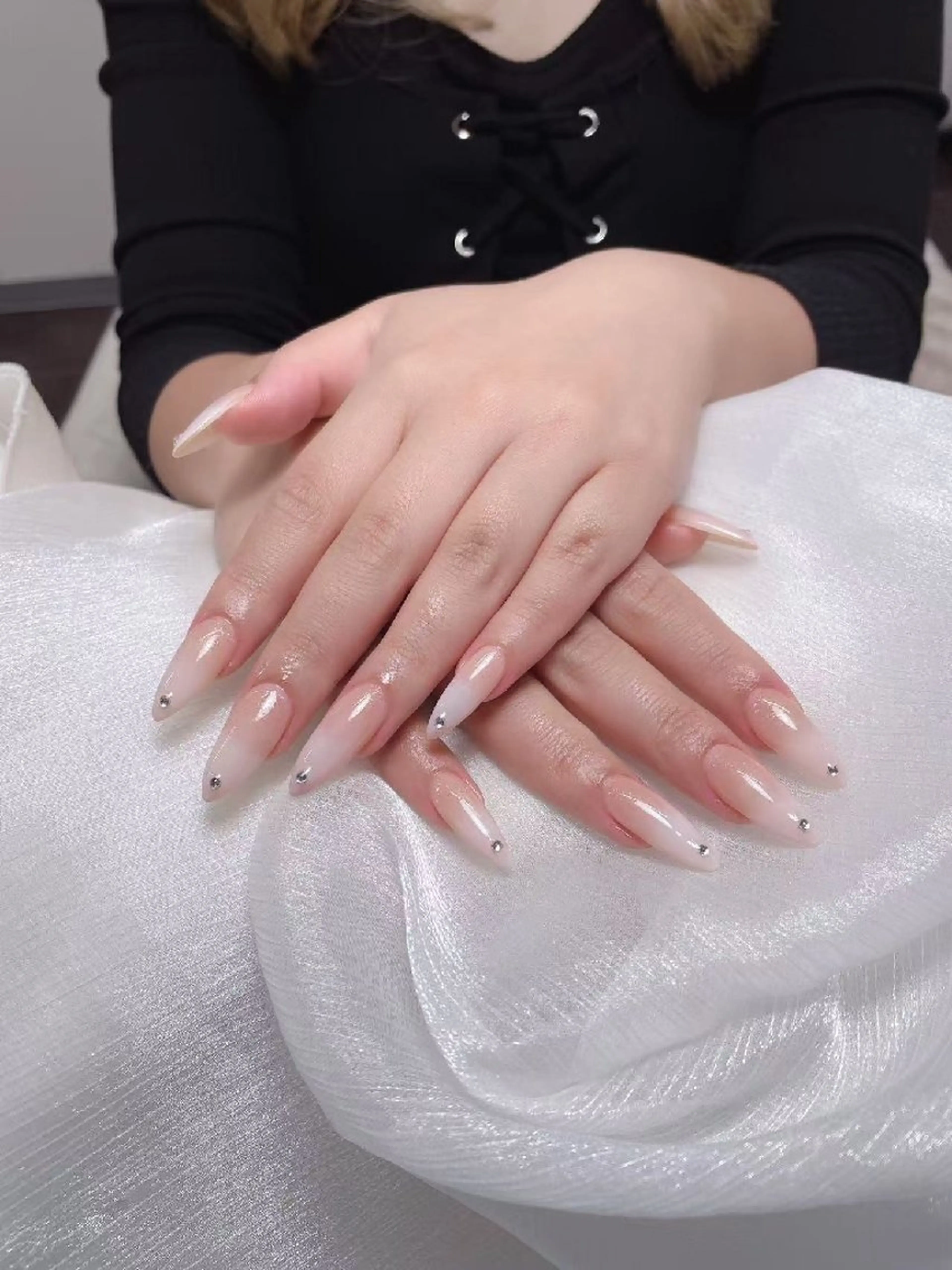 ネイル ENsalon AKIRAのネイルデザイン