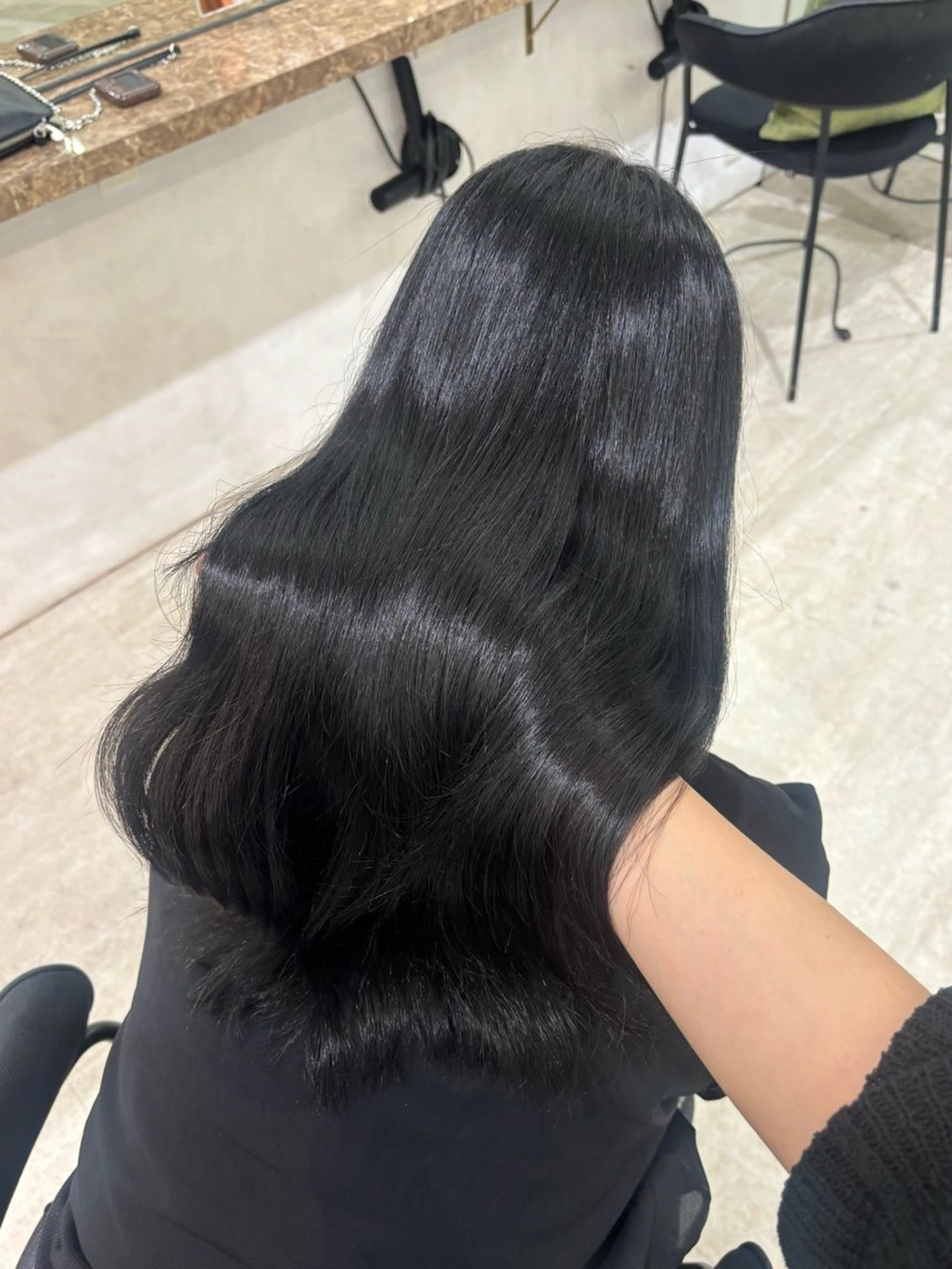 ロング ヘアカラー トリートメント 透明感カラー✨✨ ユカナのヘアスタイル