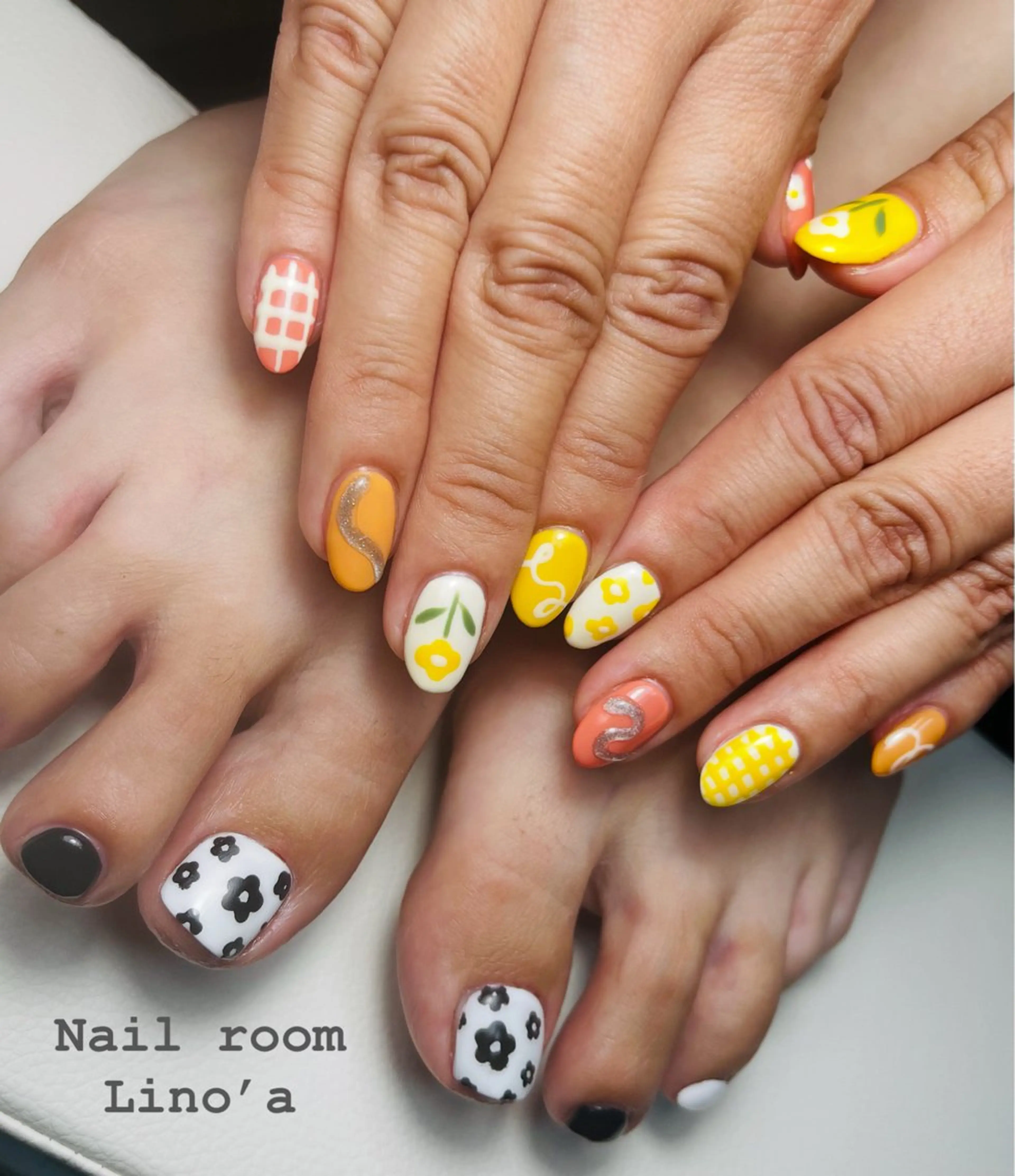 ネイル アートネイル フットネイル 持ち込み ハンドネイル Nail room Lino’aのネイルデザイン