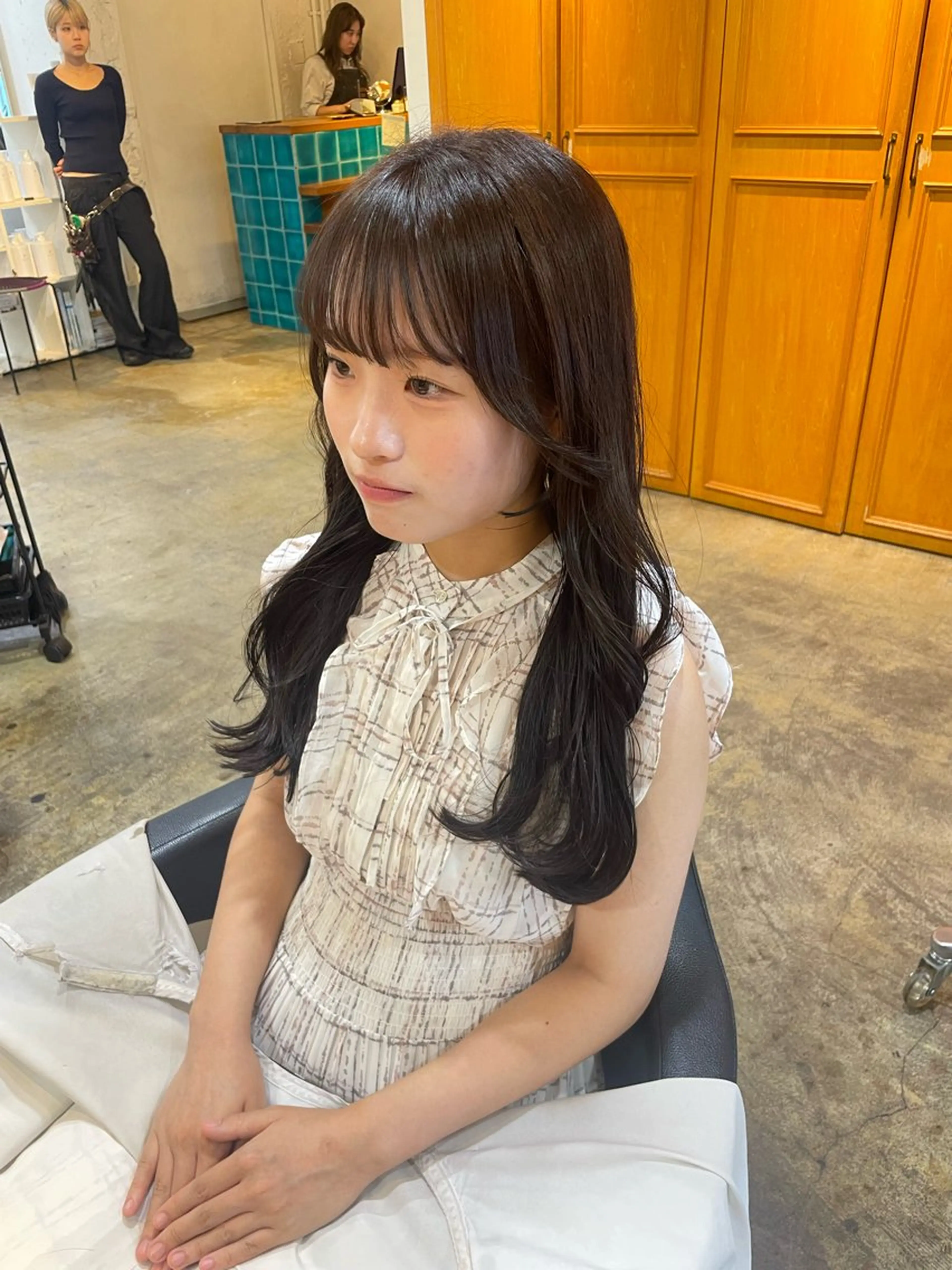 ロング カラー カット ヘアカラー トリートメント MIOベージュカラー 柔らかいカラーのヘアスタイル