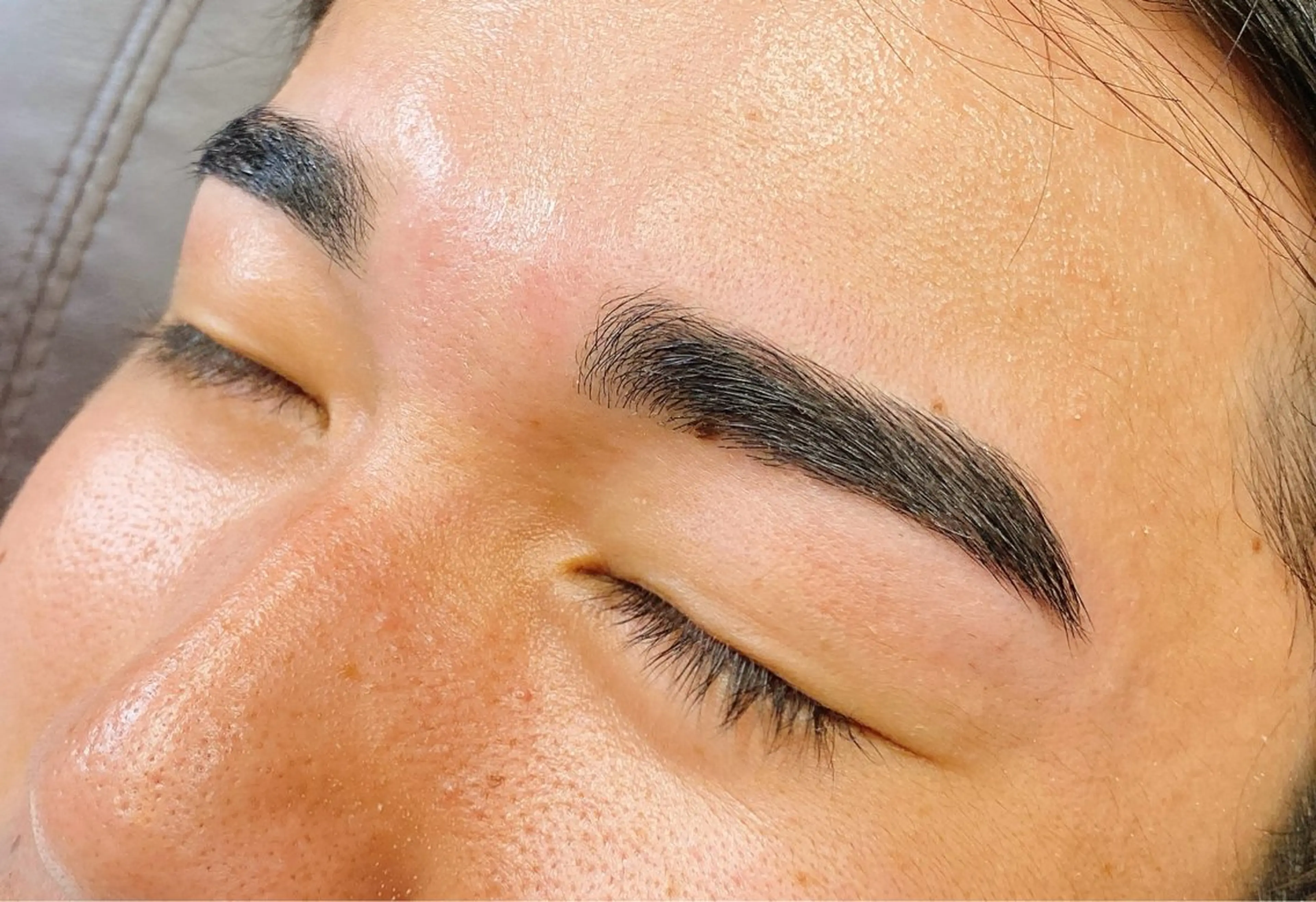 メンズ アイブロウ ハリウッドブロウリフト Eye Salon RiRe新小岩店所属・まつ毛パーマ専門& men's眉⭐︎aiの眉毛・アイブロウイメージ