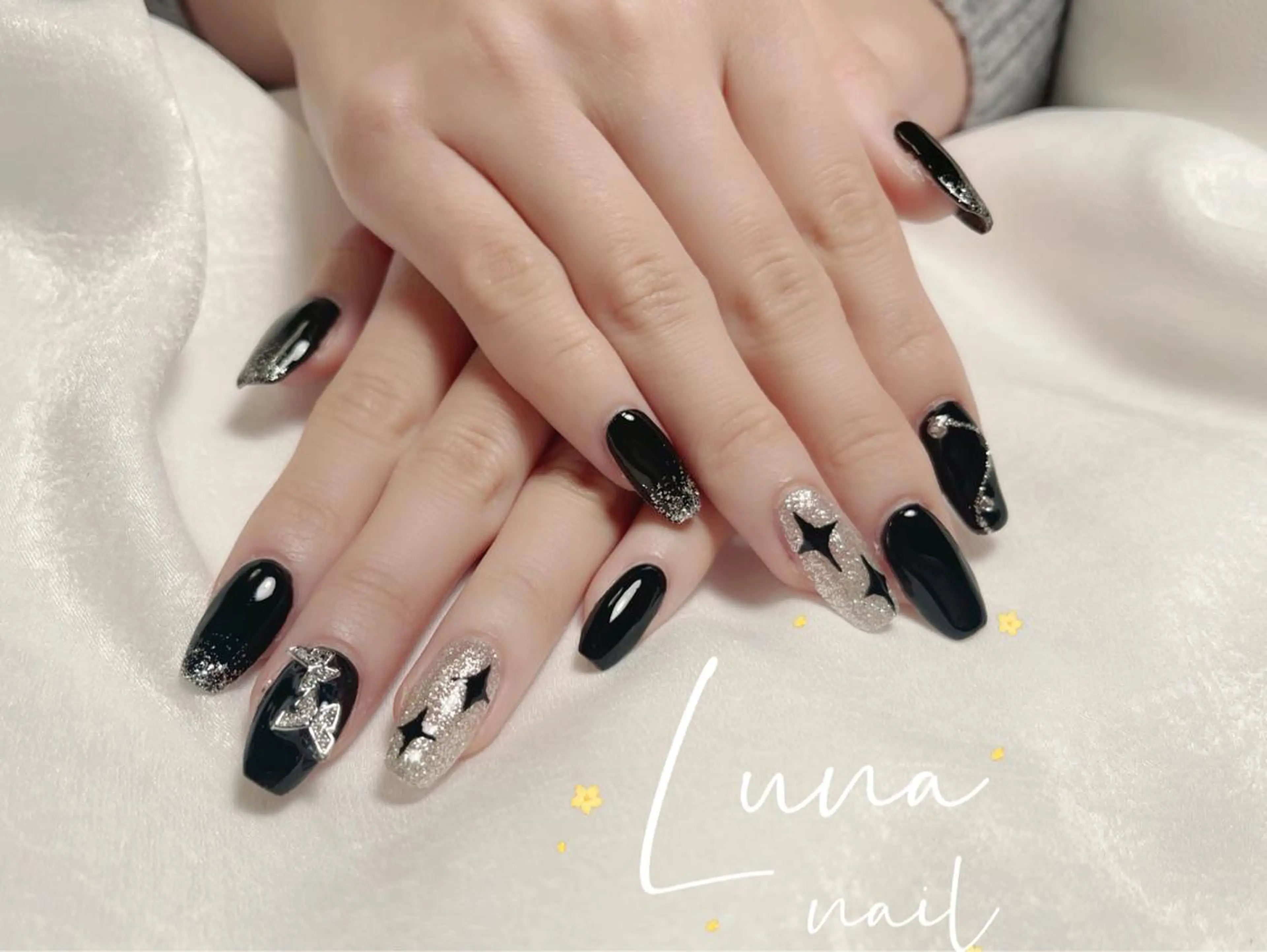 ネイル ハンドネイル luna nail ＆eyelashのネイルデザイン