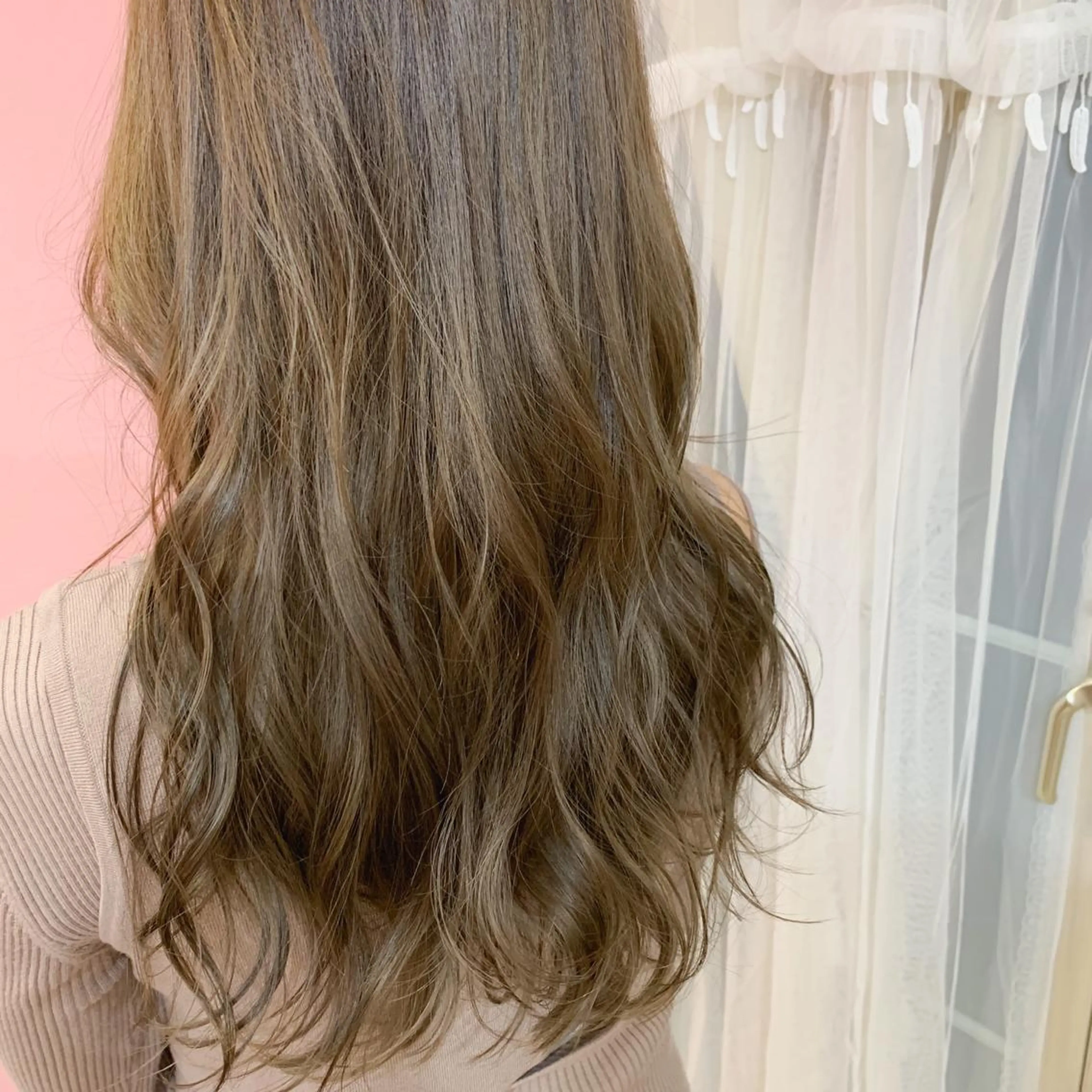 ミディアム カラー アディクシーカラー アクアカラー アッシュ バレイヤージュ ベージュカラー ヘアカラー トリートメント Lome'所属・✨ブリーチマスター✨ オクヤマヨウスケのヘアスタイル