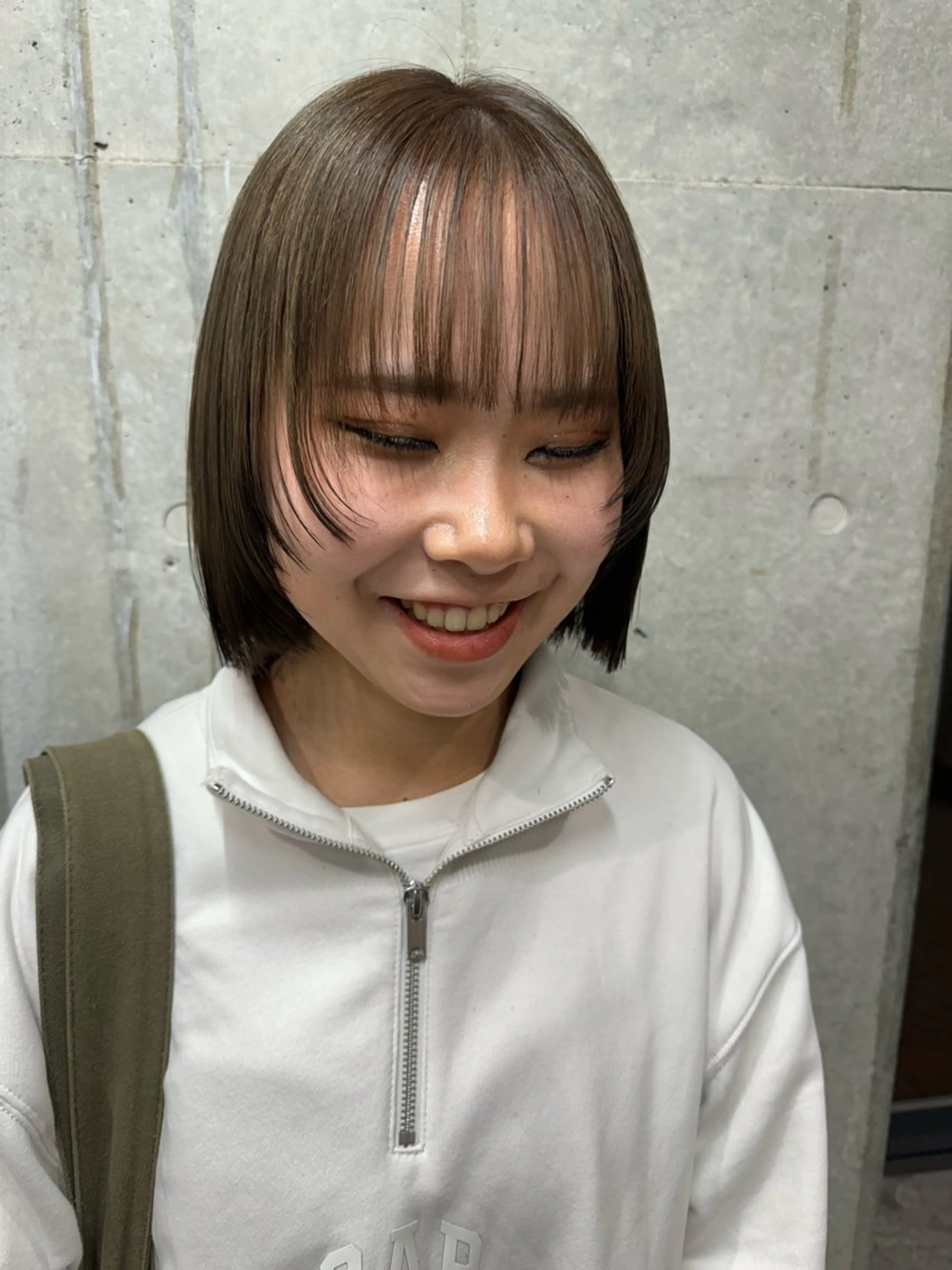 ショート 顔まわりレイヤー レイヤーカット カット ヘアカラー 🎀ダブルカラー hinata🎀のヘアスタイル