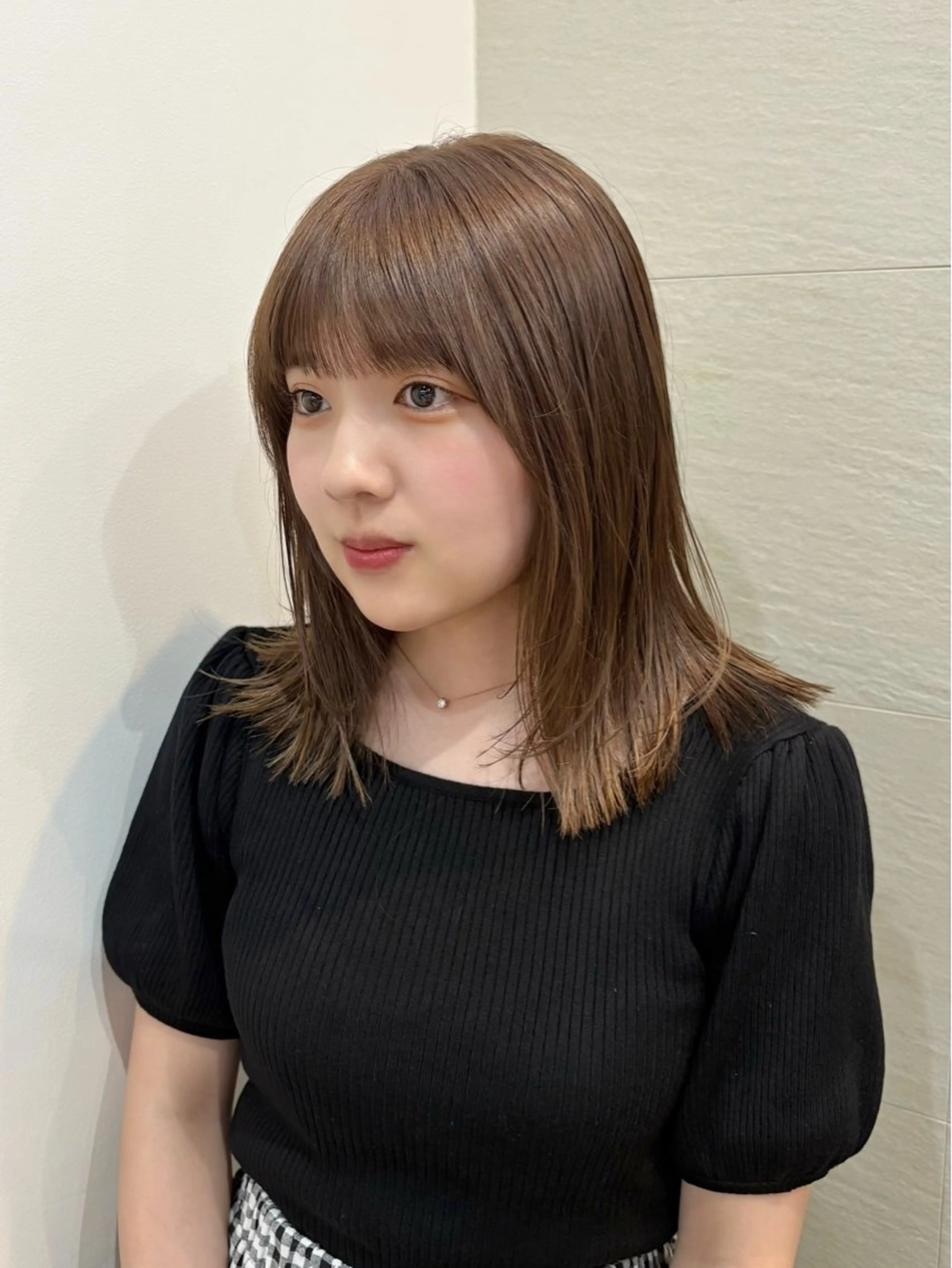 ミディアム レイヤーカット カット ヘアカラー トリートメント レイヤー/透明感 /ベージュ/りほ🤍のヘアスタイル