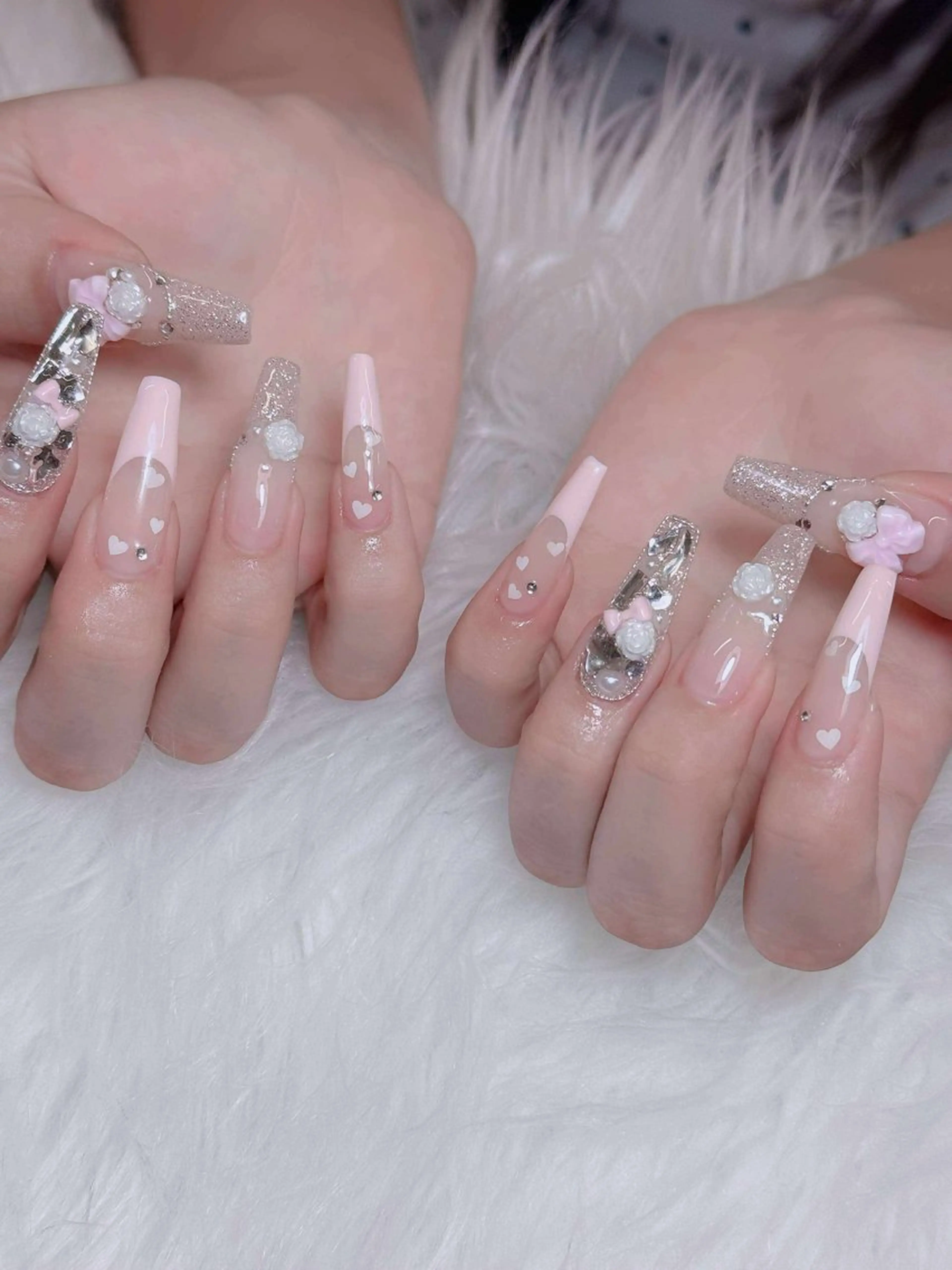 ネイル オーロラネイル チークネイル フットネイル フレンチネイル 韓国ネイル ハンドネイル Lumi Nailのネイルデザイン
