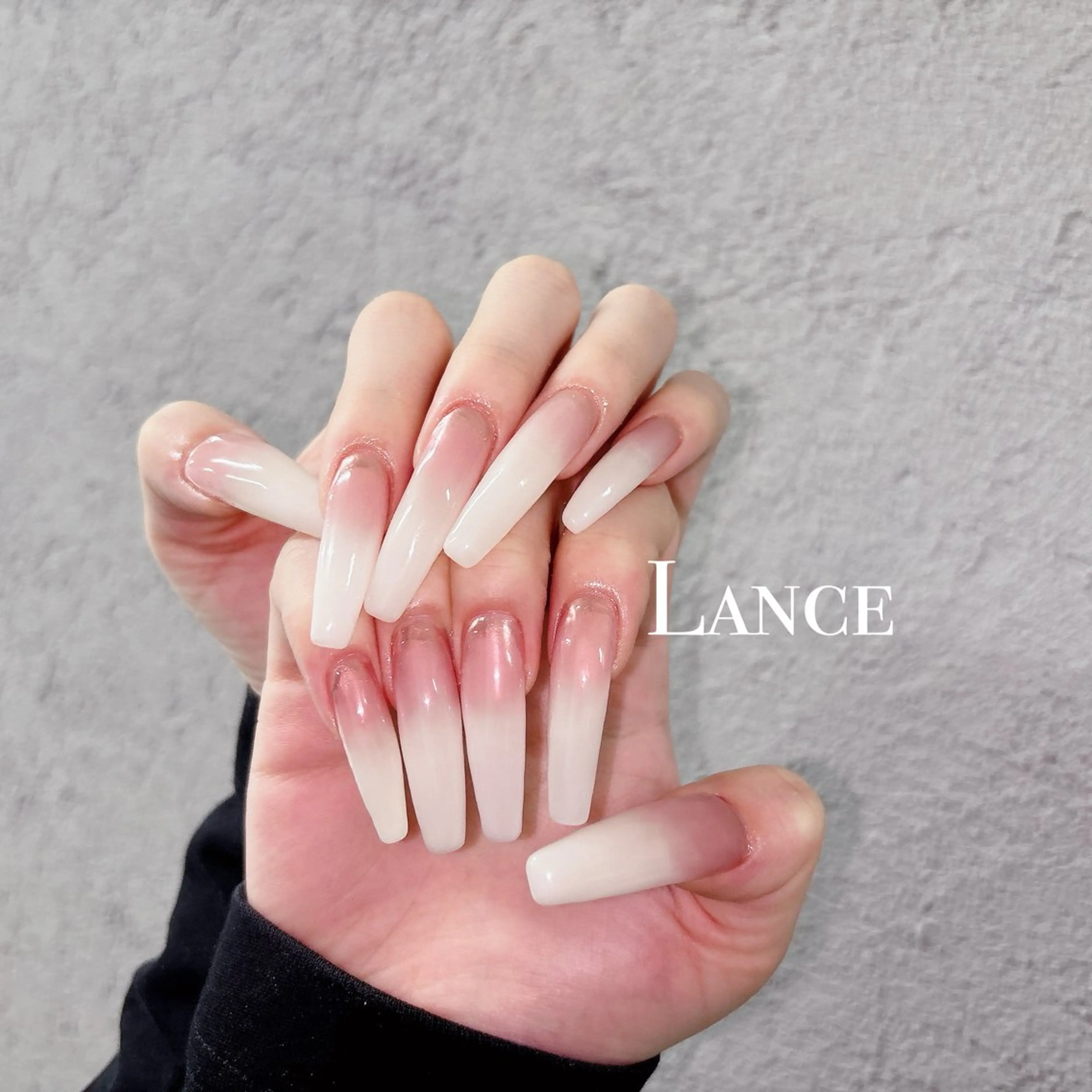 ネイル オーロラネイル フットネイル 氷ネイル・うるうるネイル キラキラネイル 韓国ネイル ハンドネイル Lance nailのネイルデザイン