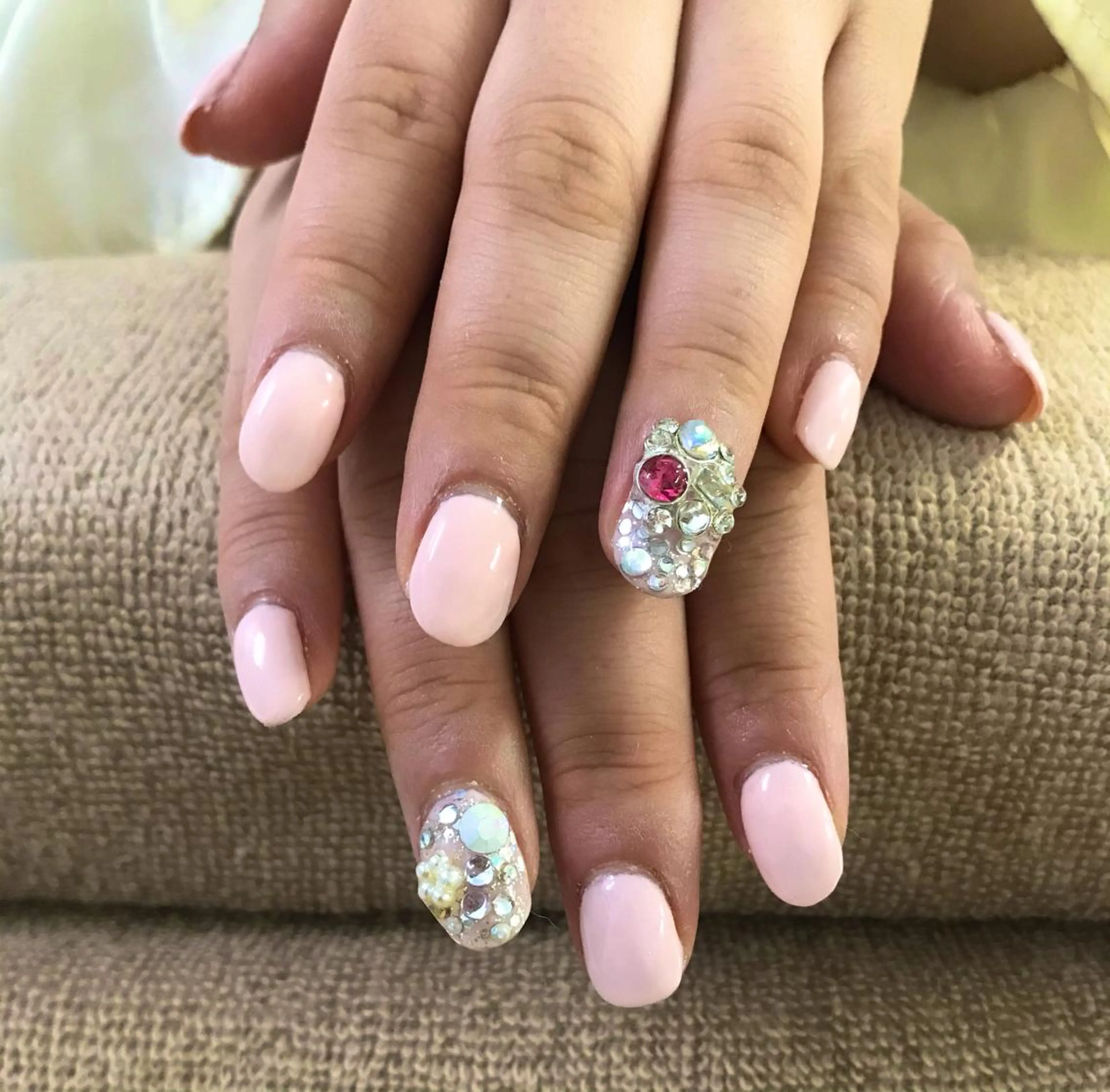 ネイル ワンカラーネイル ハンドネイル BeautyFort 玉井のネイルデザイン