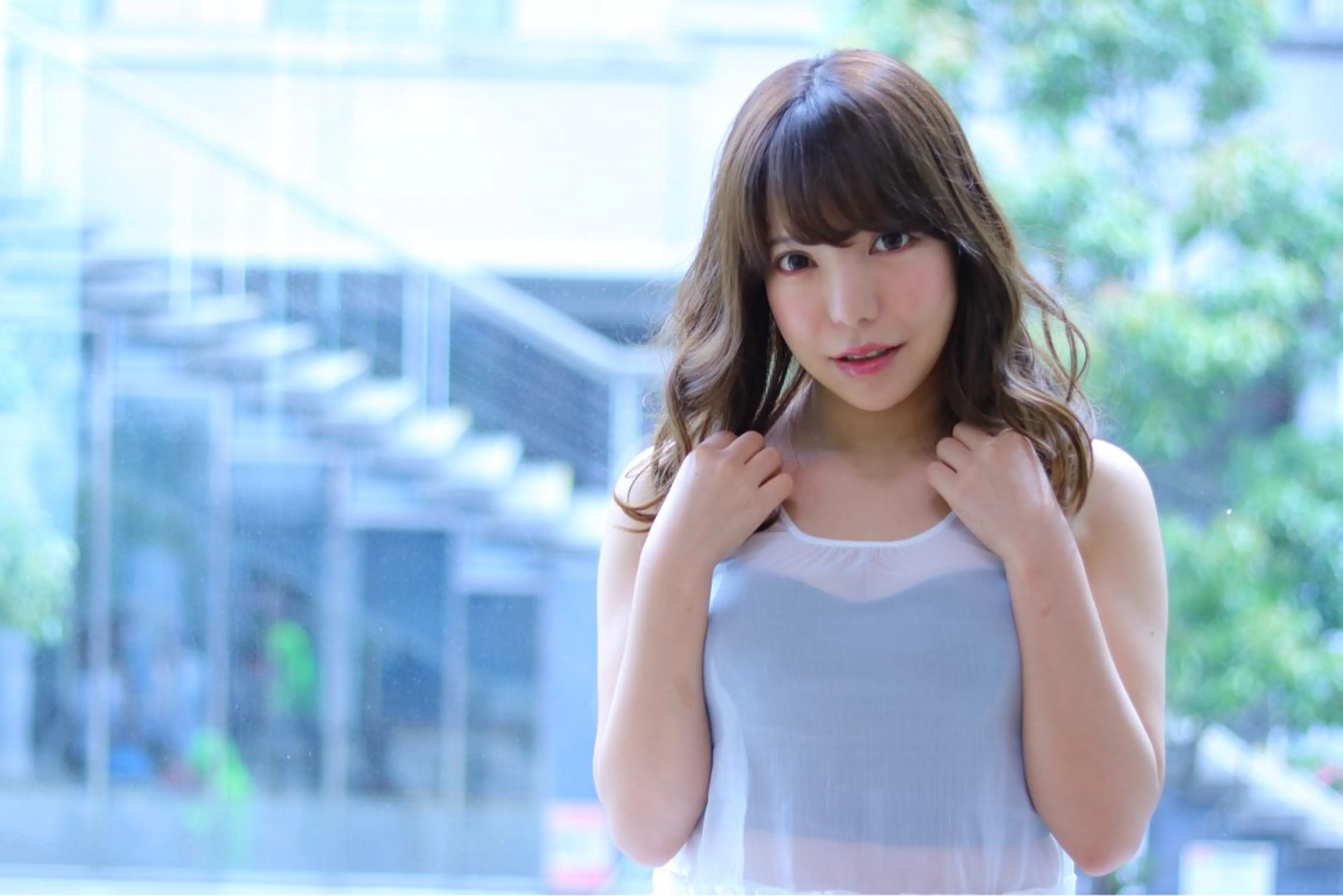 【大人のしなやかヘア】顔まわりレイヤーカット＋透明感カラー＋2ケア艶トリートメントの写真