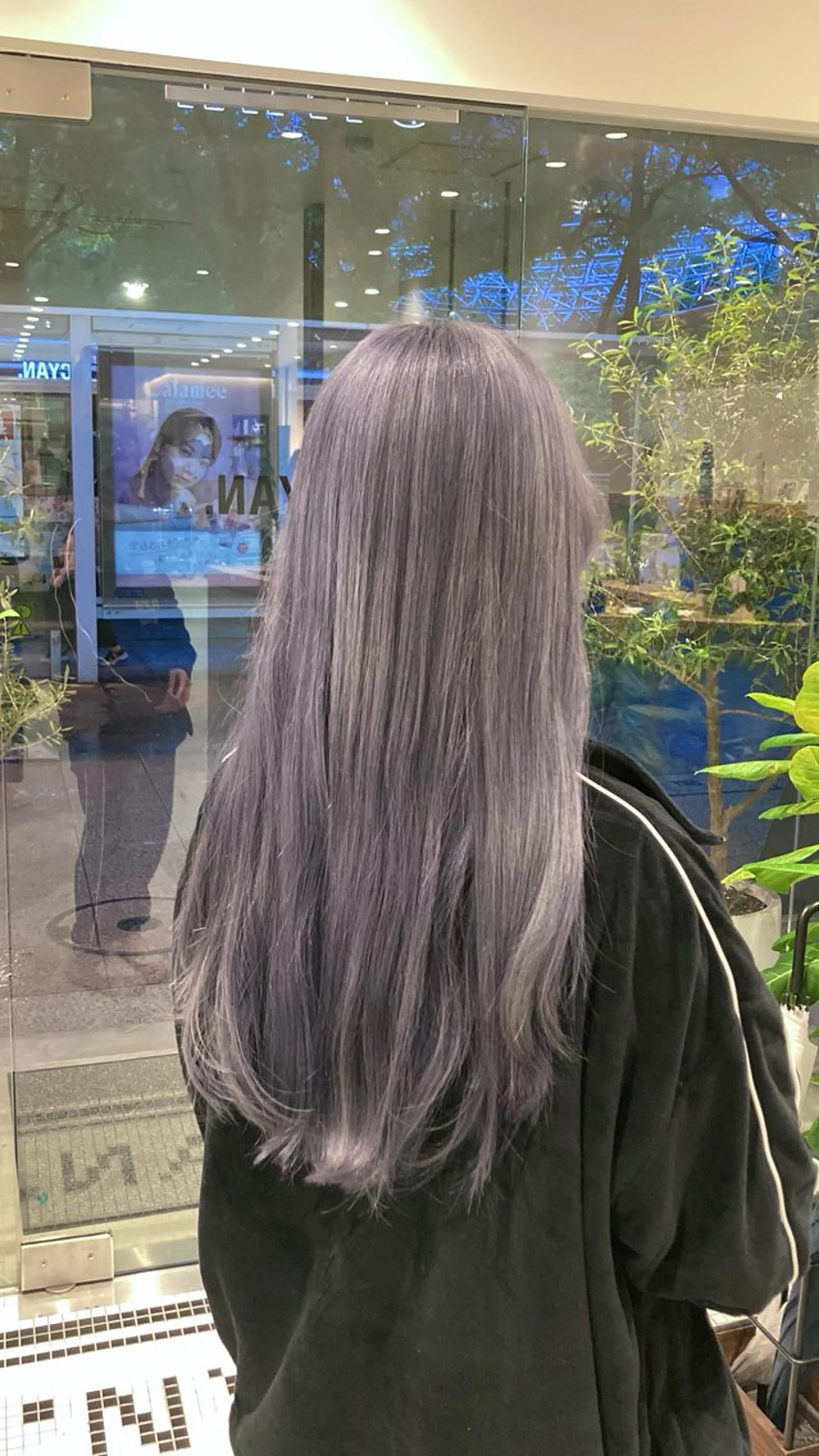 ロング カラー CYAN.栄店所属・久野 紗愛のヘアスタイル