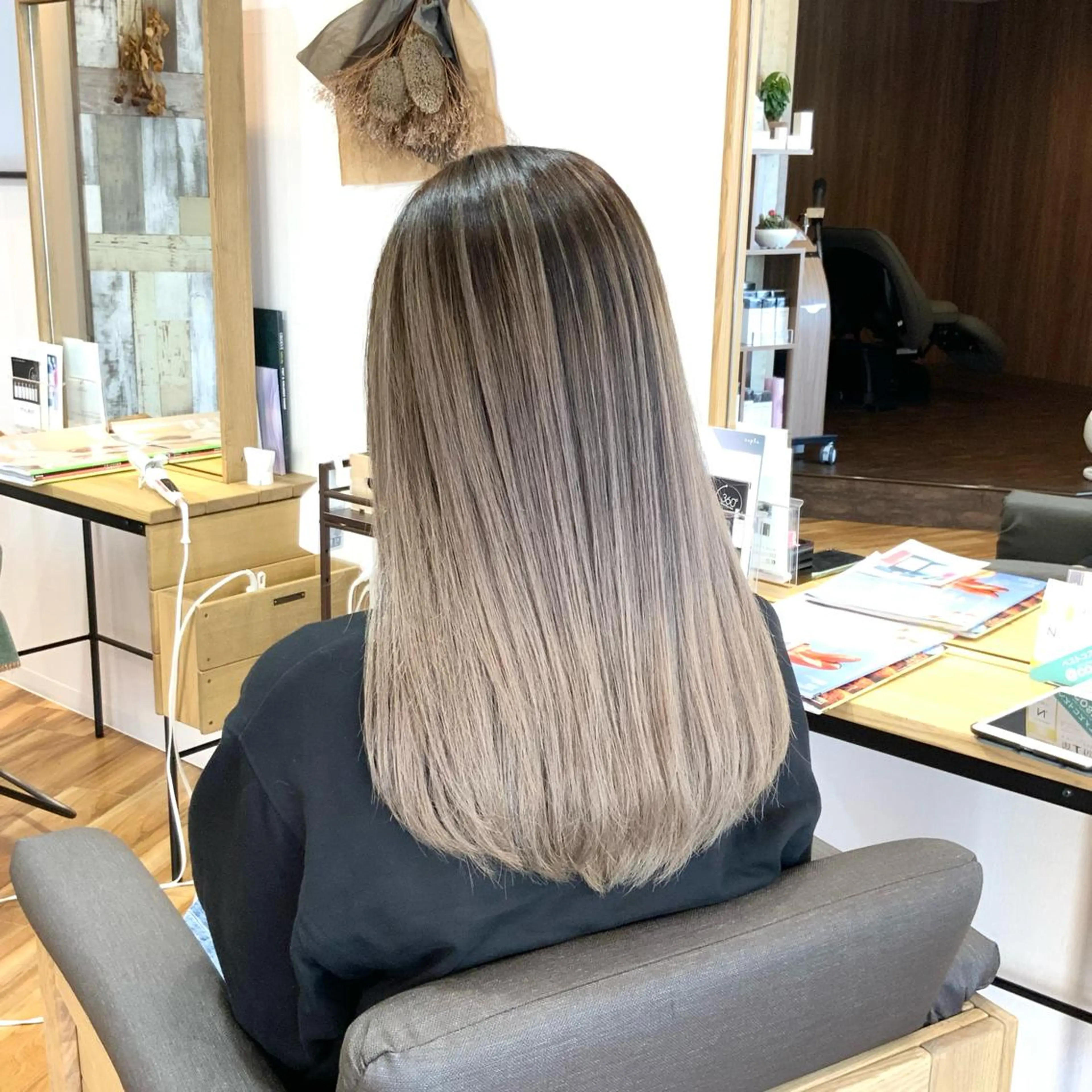ロング レイヤーカット 🍀favori🍀 kanekoのヘアスタイル