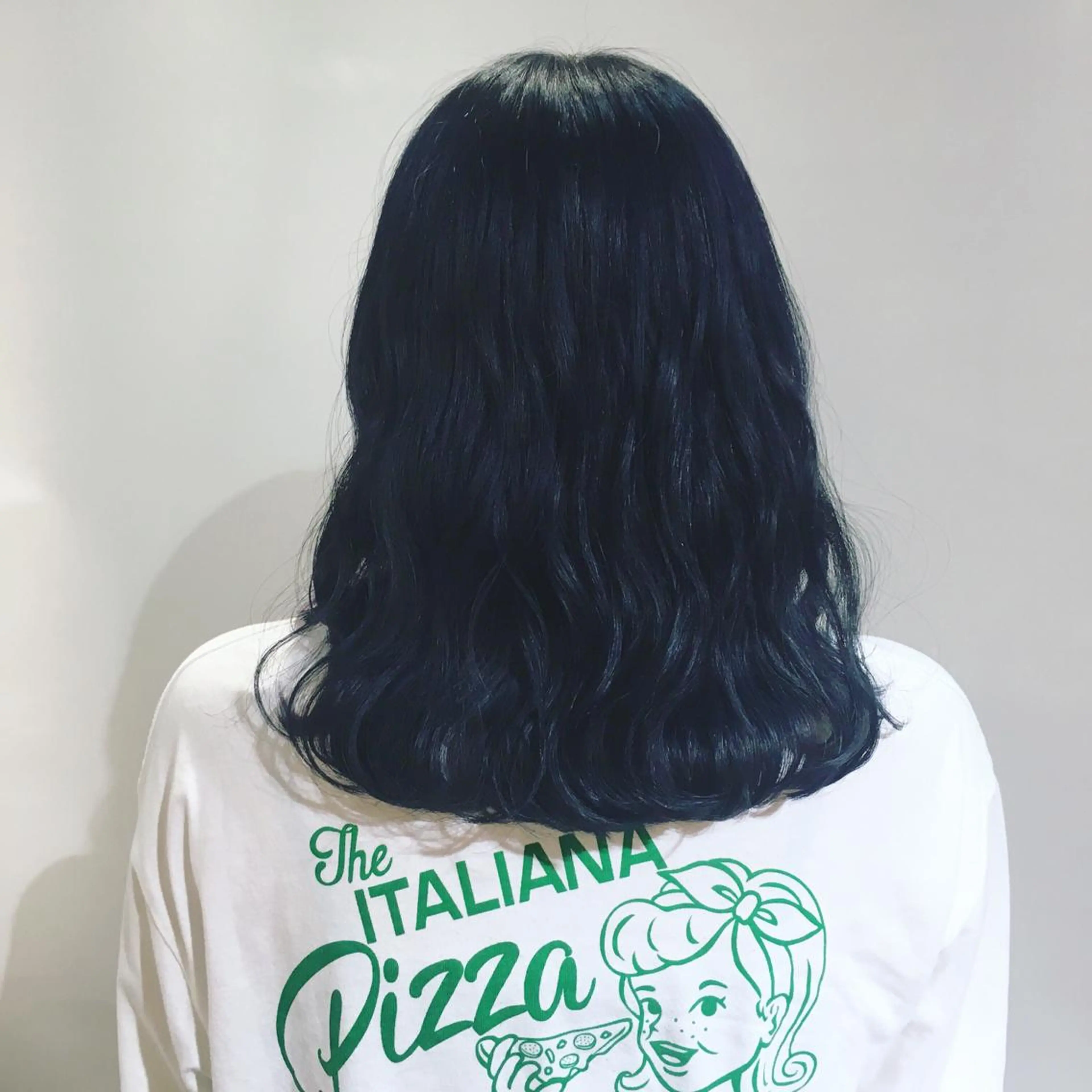 セミロング カラー ヘアアレンジ 黒髪 ブリーチ ブルーカラー ブルーブラック ネイビーカラー As hair所属・🌟かかりつけ美容師 🌟アスカのヘアスタイル