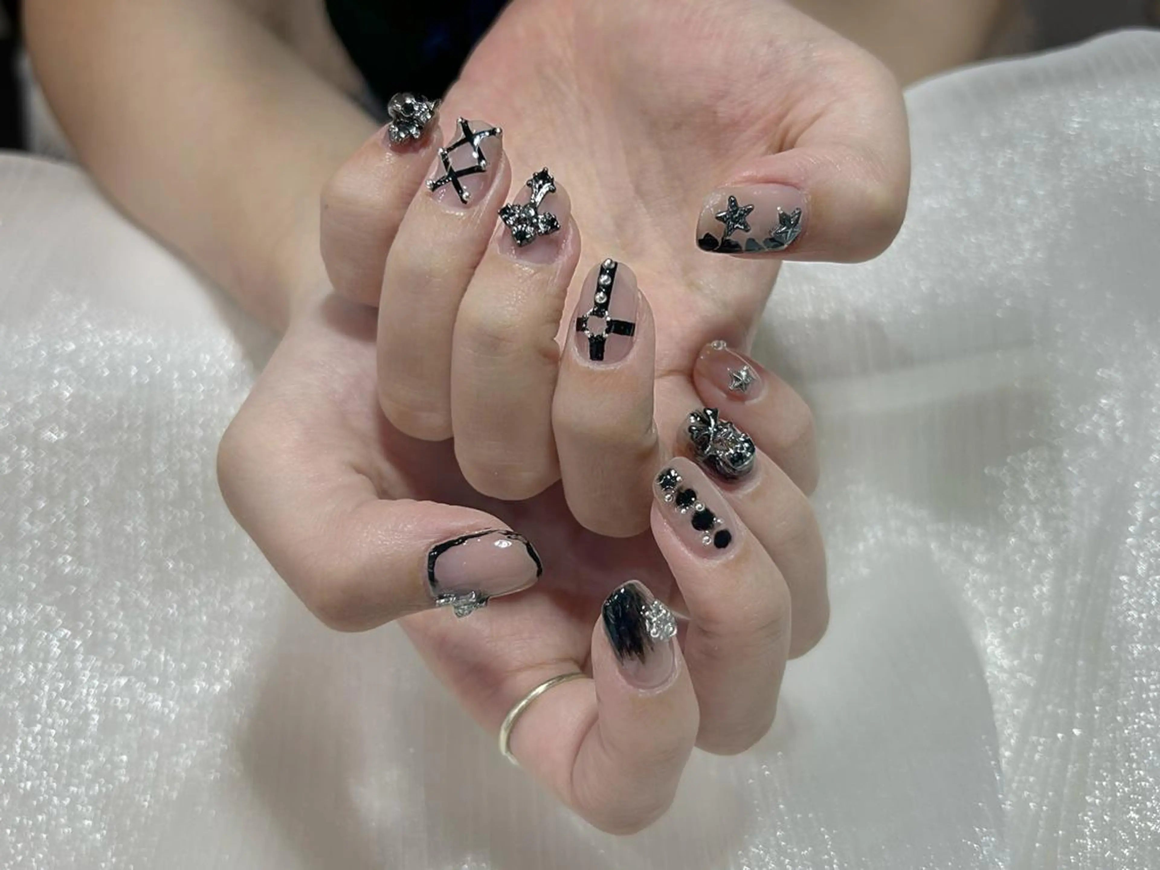 ネイル VIVIAN リサのネイルデザイン