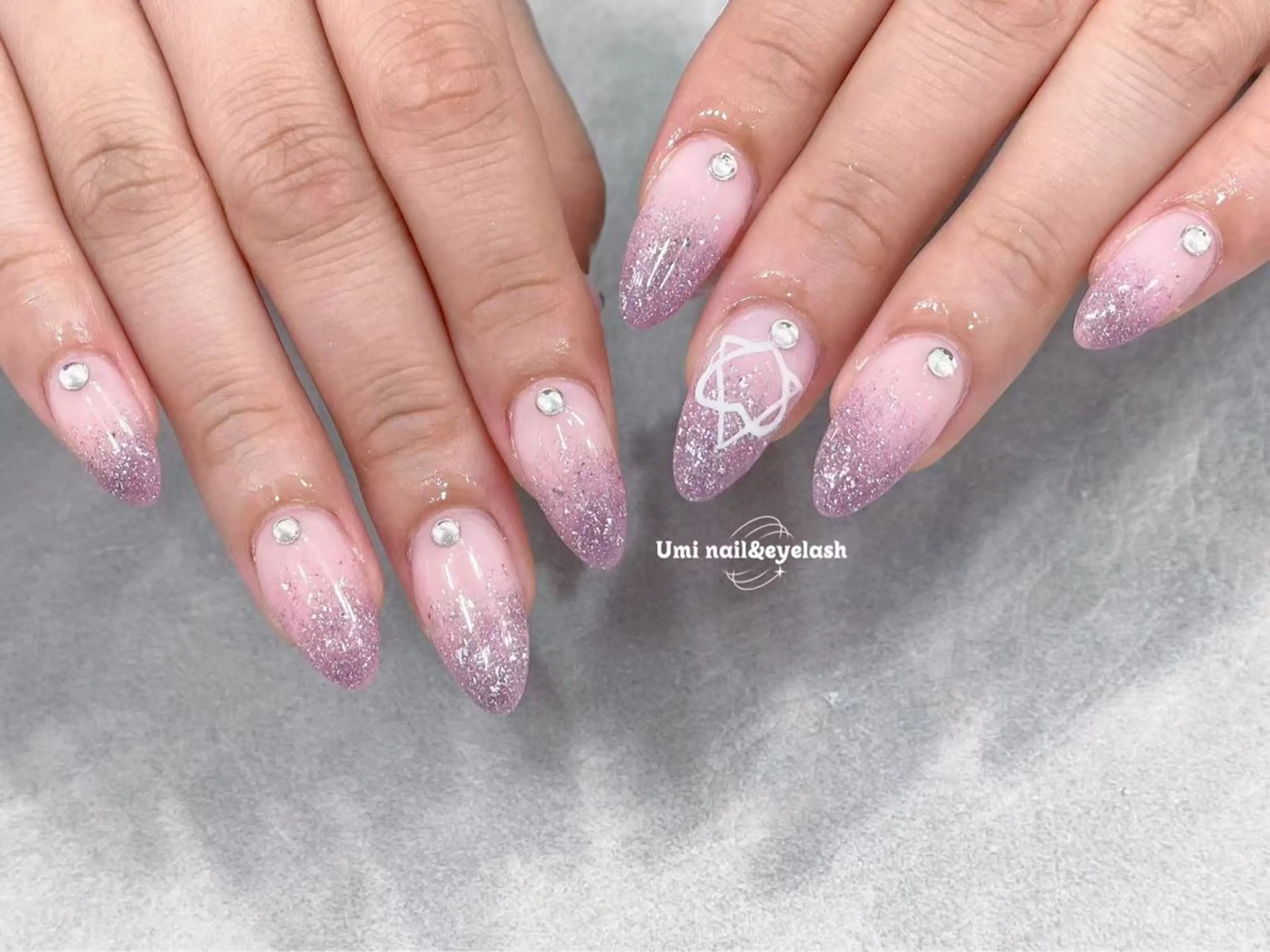 ネイル Uminail&eyelash所属・Umi nail 🫧Liko🫧のネイルデザイン