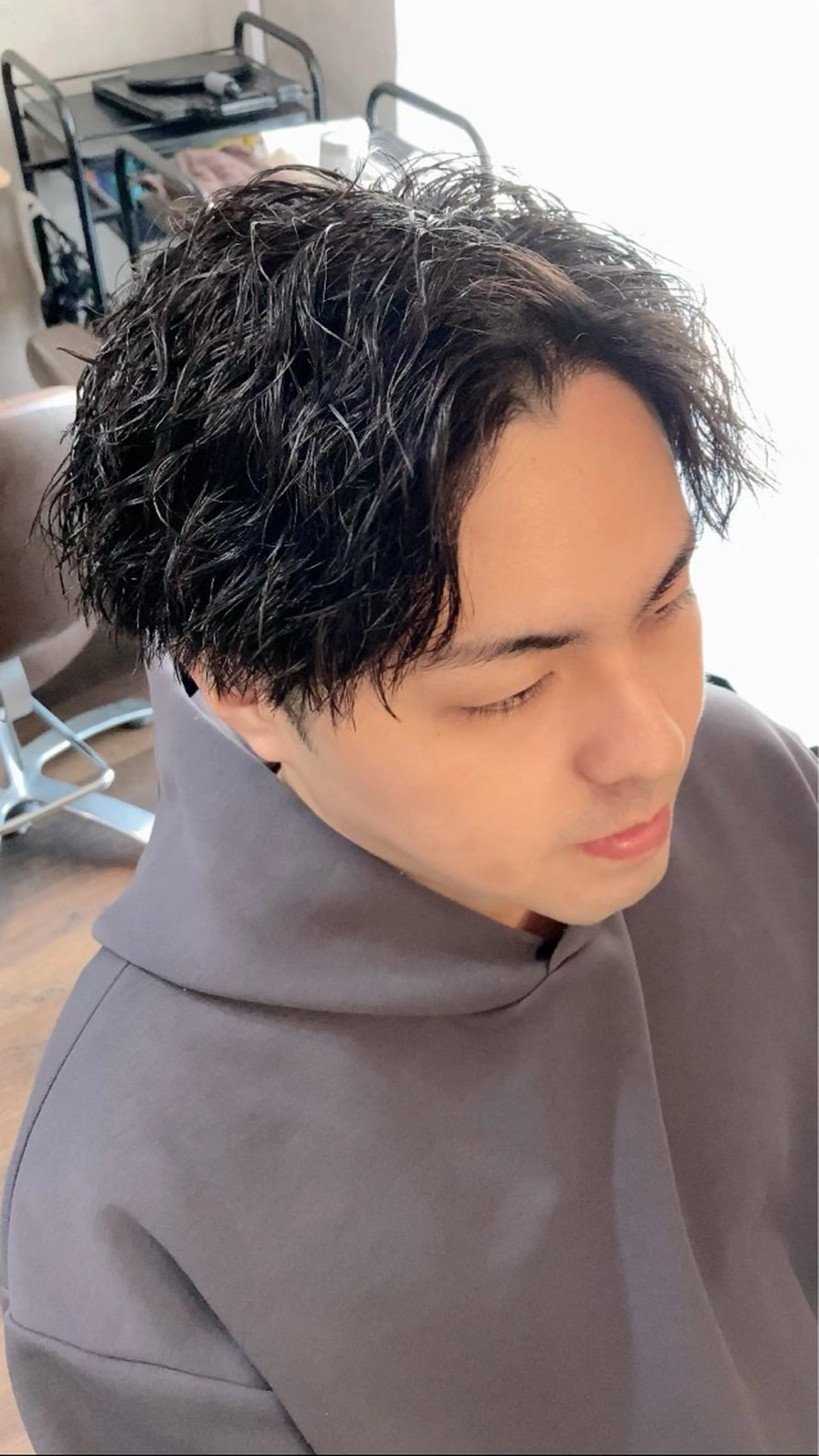 ショート メンズ メンズパーマ メンズツイストパーマ ツイストパーマ カット パーマ AUTHENTIC private mens hair salon所属・完全個室マンツーマン メンズサロン草野貴樹のヘアスタイル