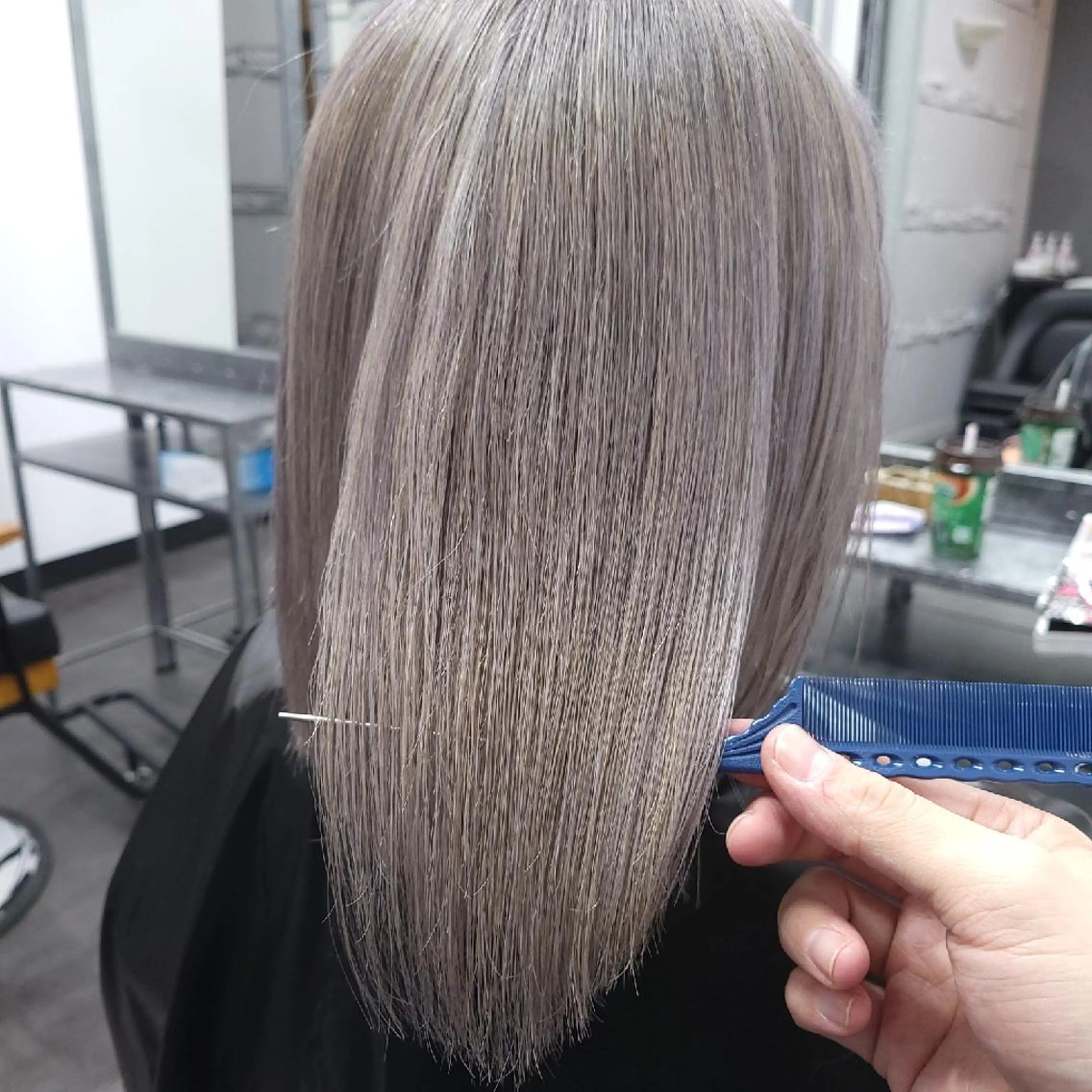 ミディアム ヘアカラー トリートメント U&i所属・平田 広大のヘアスタイル