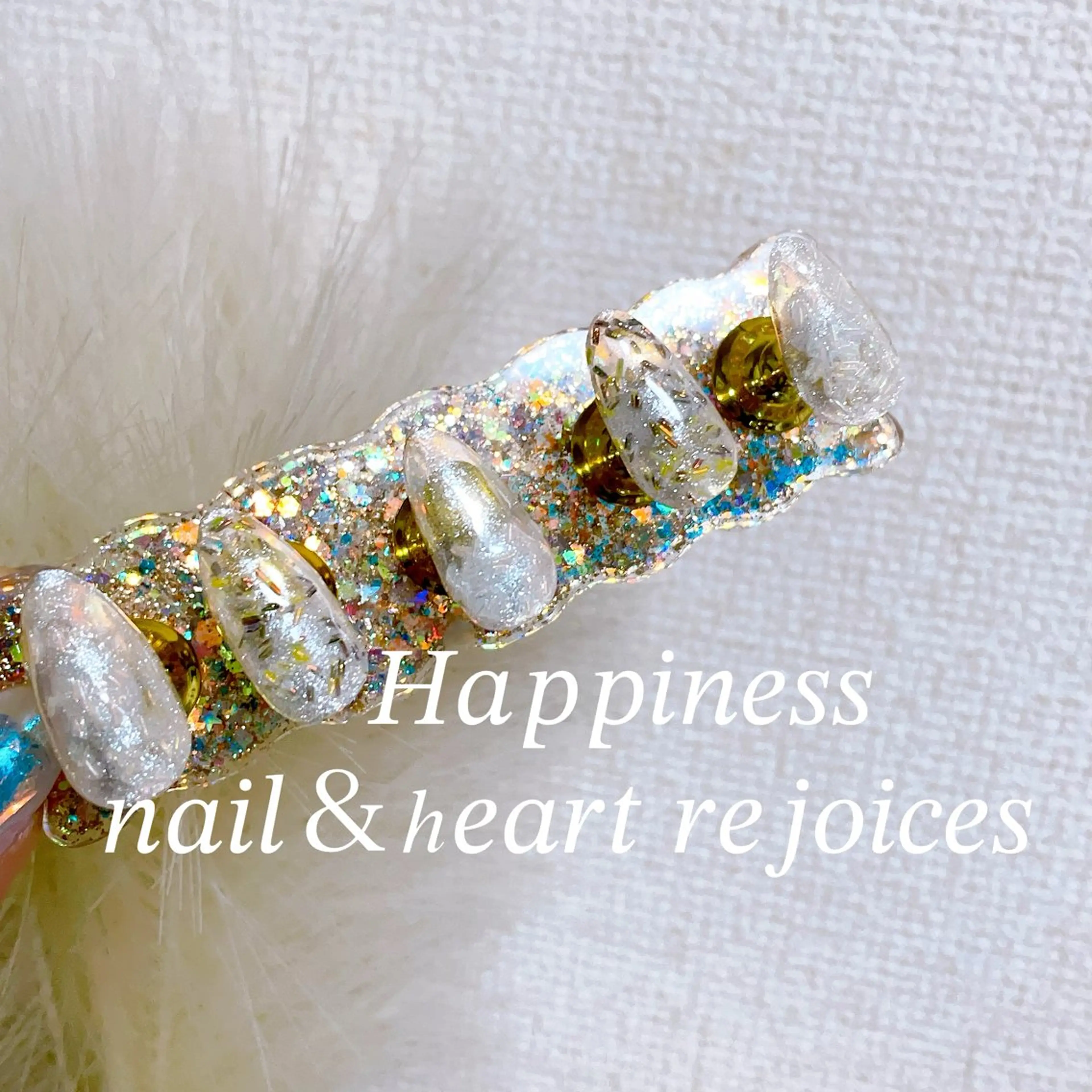 ネイル 𝐻𝑎𝑝𝑝𝑖 𝑛𝑒𝑠𝑠のネイルデザイン