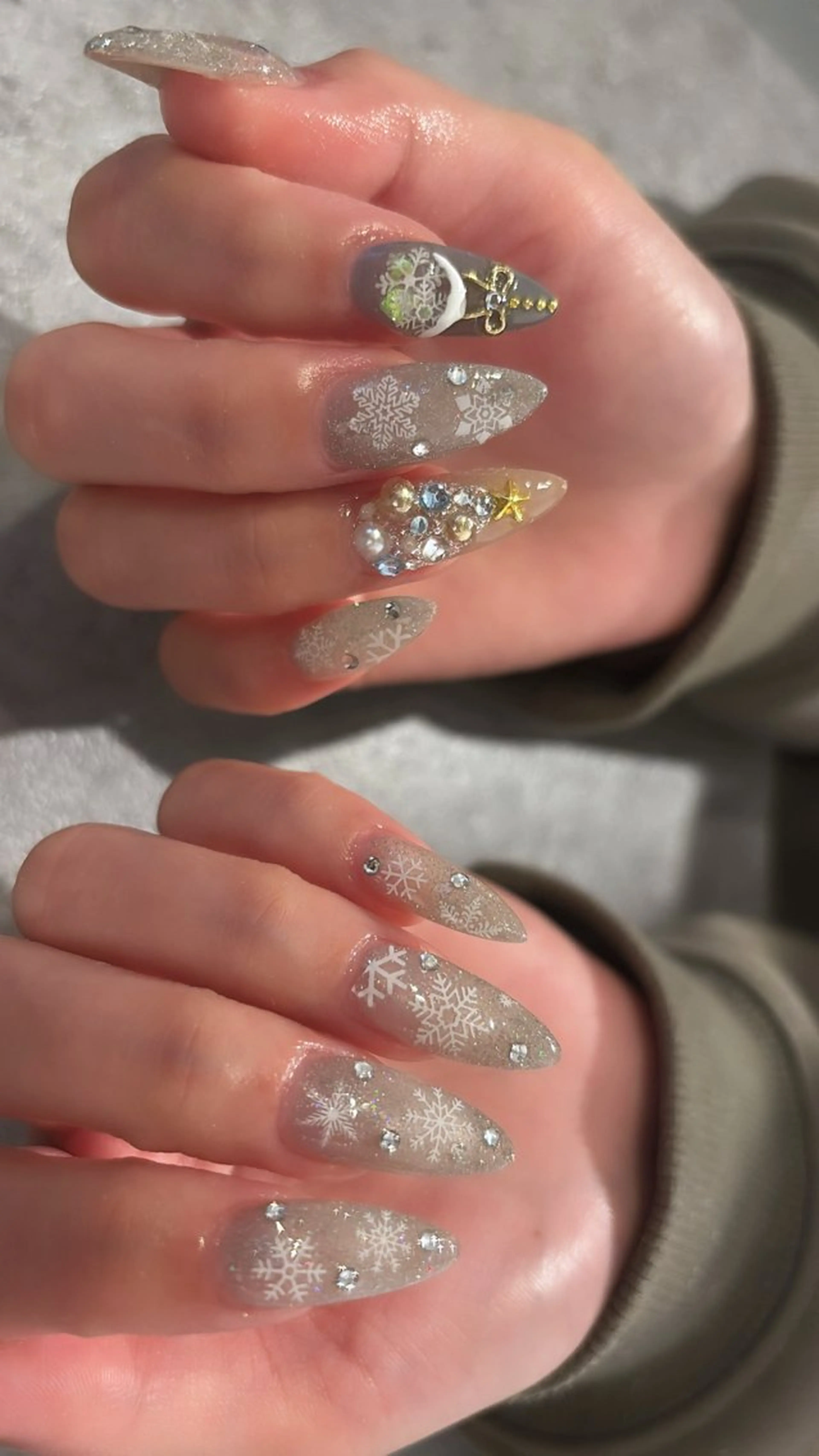 ネイル Mignon所属・Mignon 、のネイルデザイン