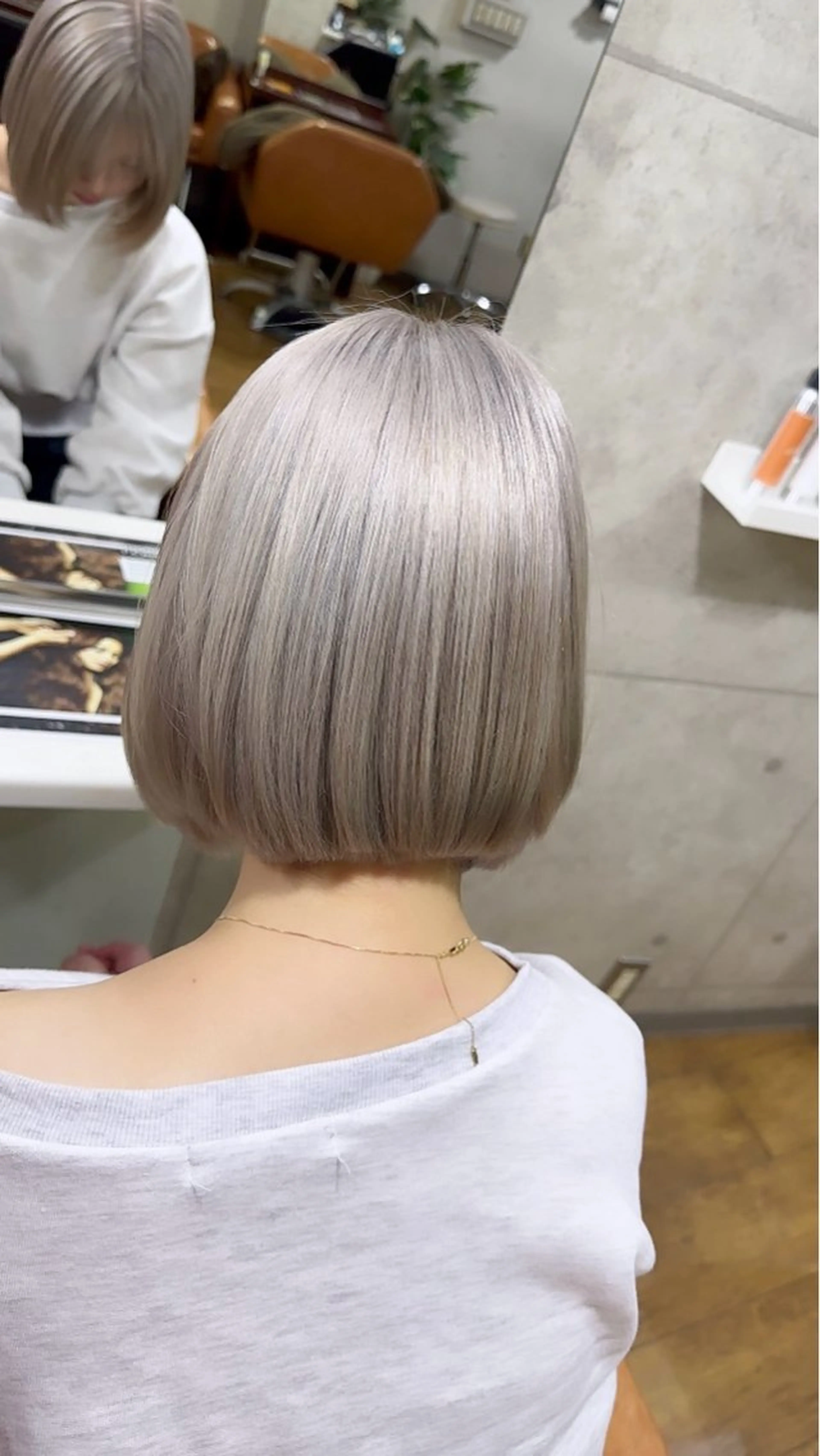 ミディアム カラー mEg hair creation川崎矢向店所属・✨️複雑履歴特化 美容師アトム✨️のヘアスタイル