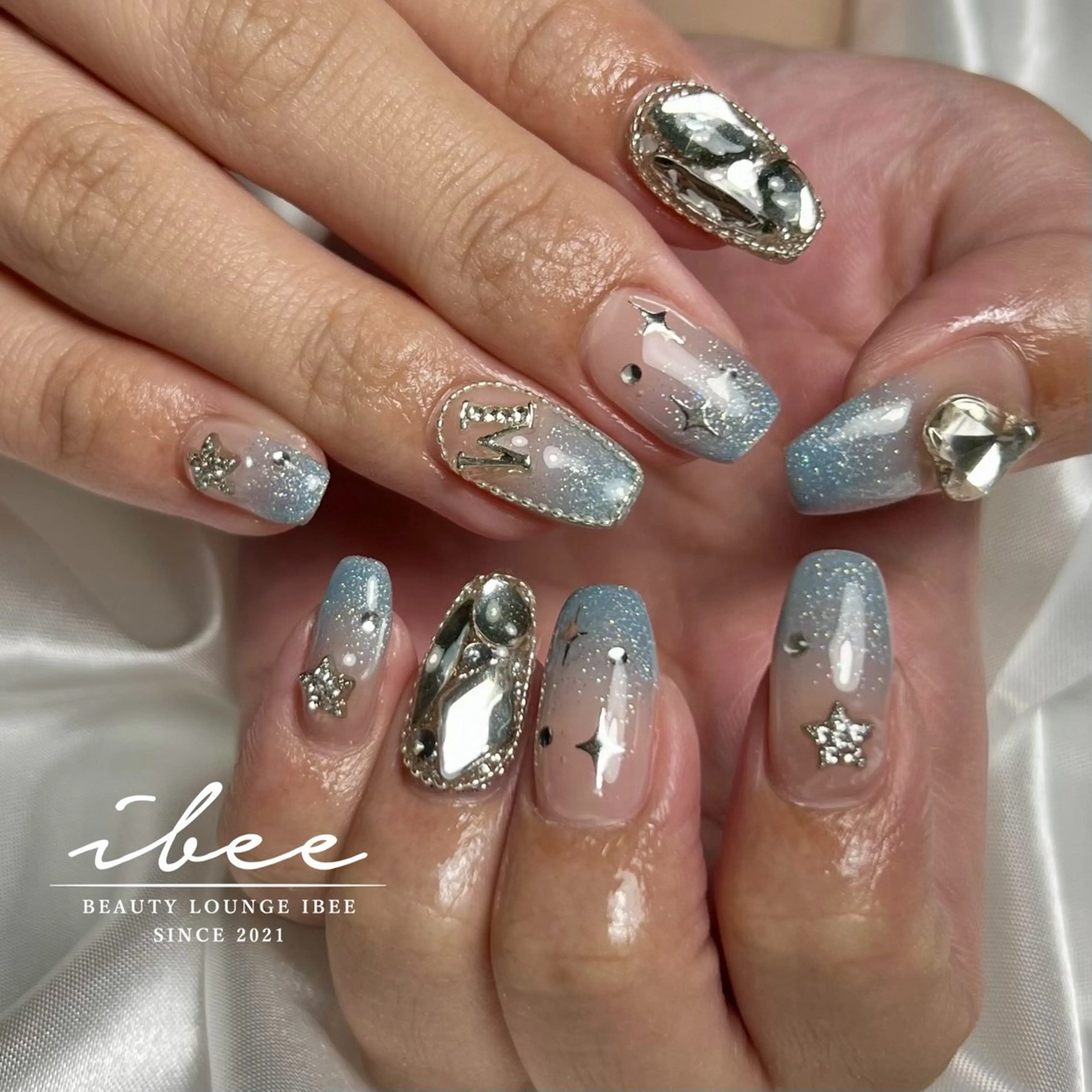 ネイル ハンドネイル ibee nail 🤍yumiのネイルデザイン