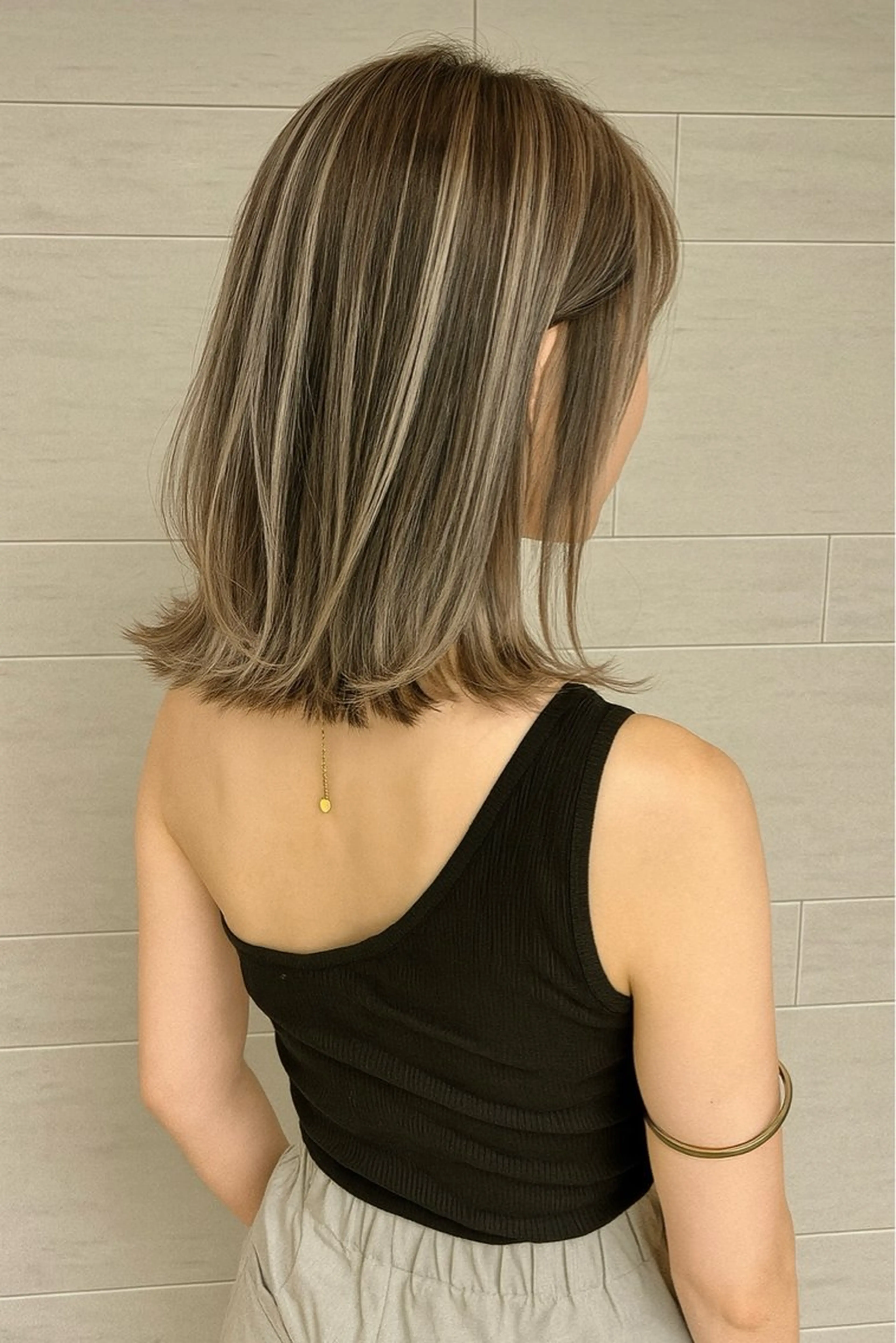 ショート カラー バレイヤージュ ハイライトカラー ハイライト レイヤーカット ヘアカラー kimitohair所属・渡辺 昇太のヘアスタイル