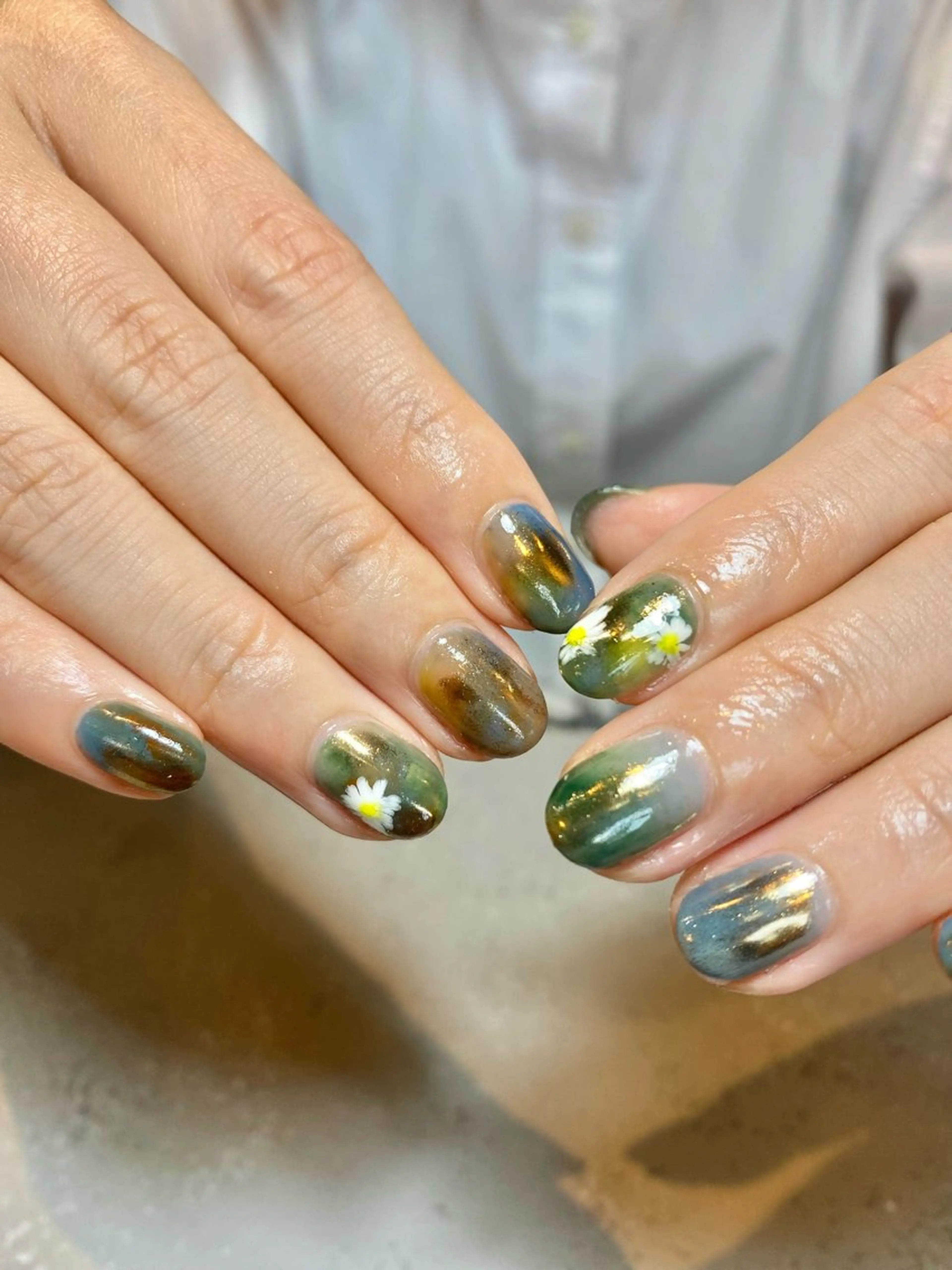 ネイル フラワーネイル ミラーネイル 苦楽園the she nailのネイルデザイン