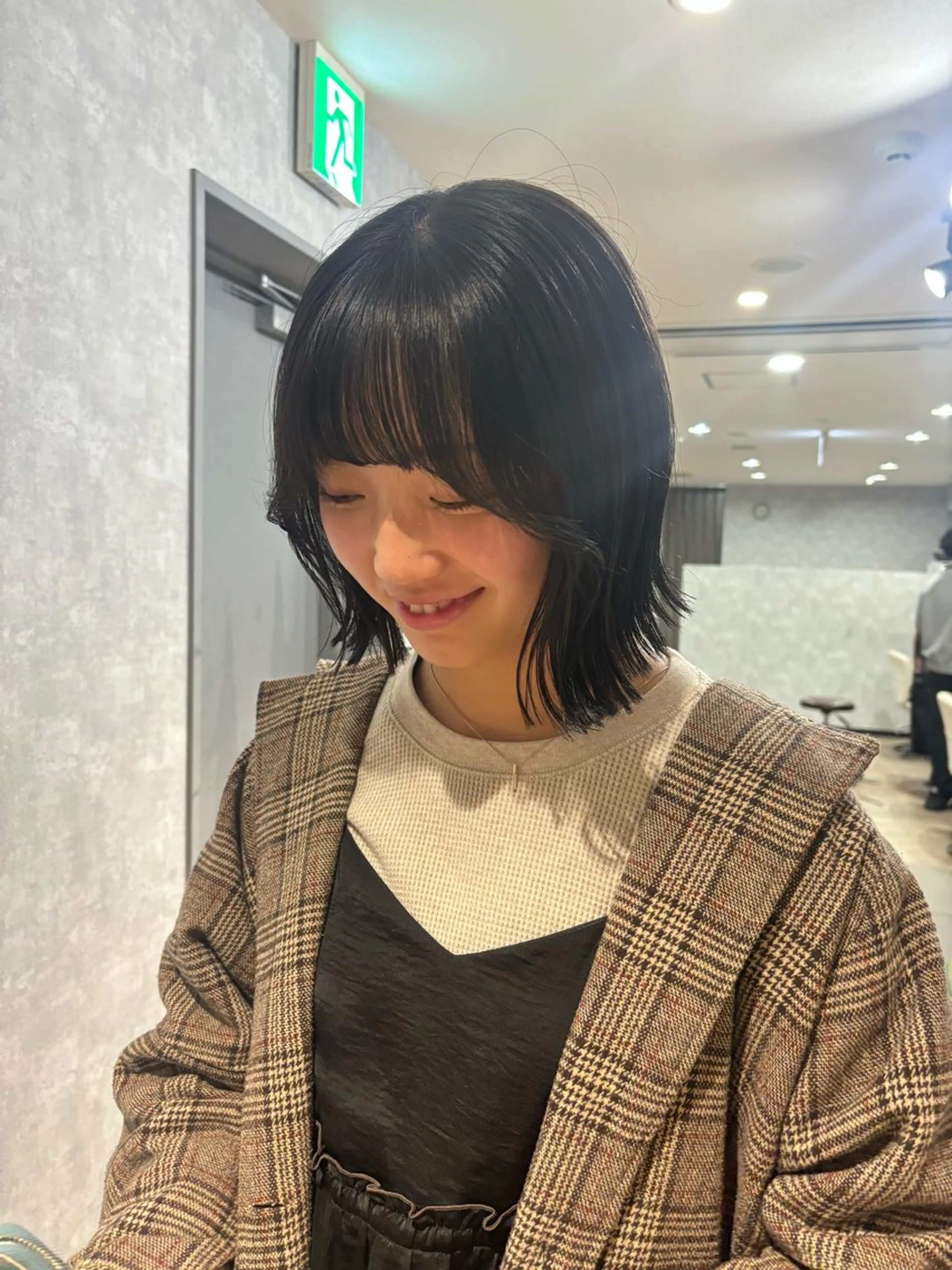 ショート カット ヘアカラー トリートメント 🌐NATSUMI 🌐【寒色カラー】のヘアスタイル