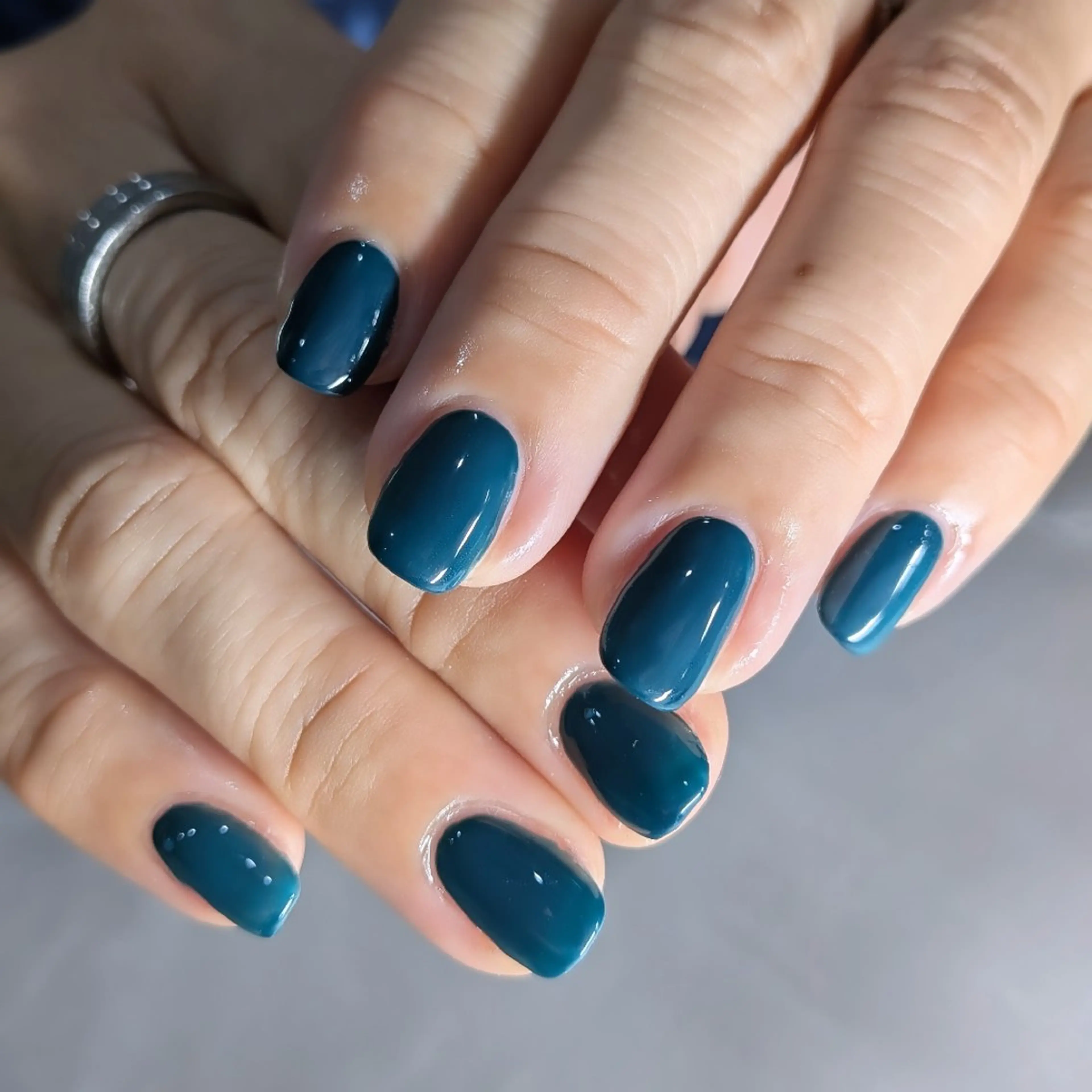 ショート ハンドネイル salon  Liange所属・La maharo YUのネイルデザイン