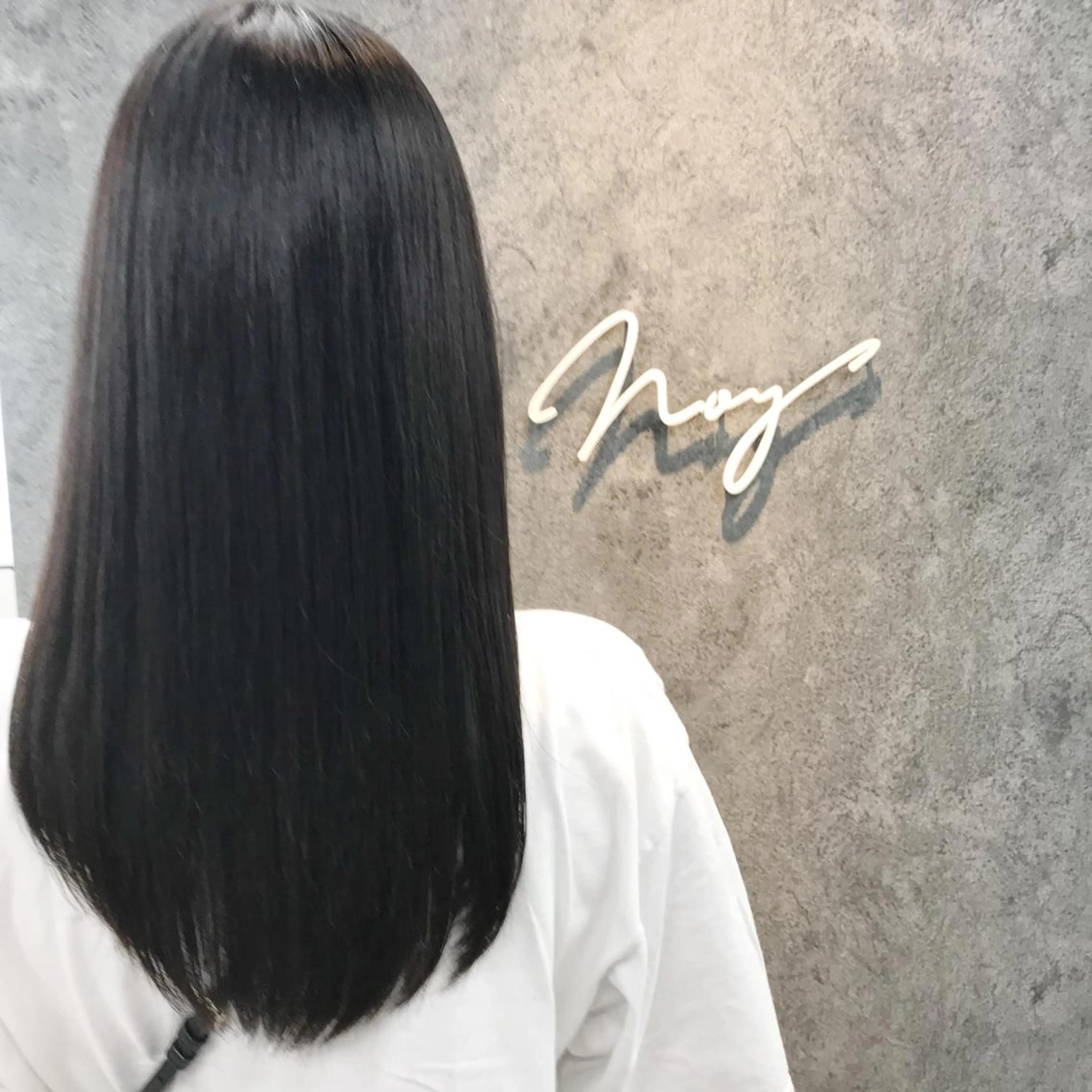 セミロング 髪質改善 所渉/韓国レイヤー /ウルフカットのヘアスタイル