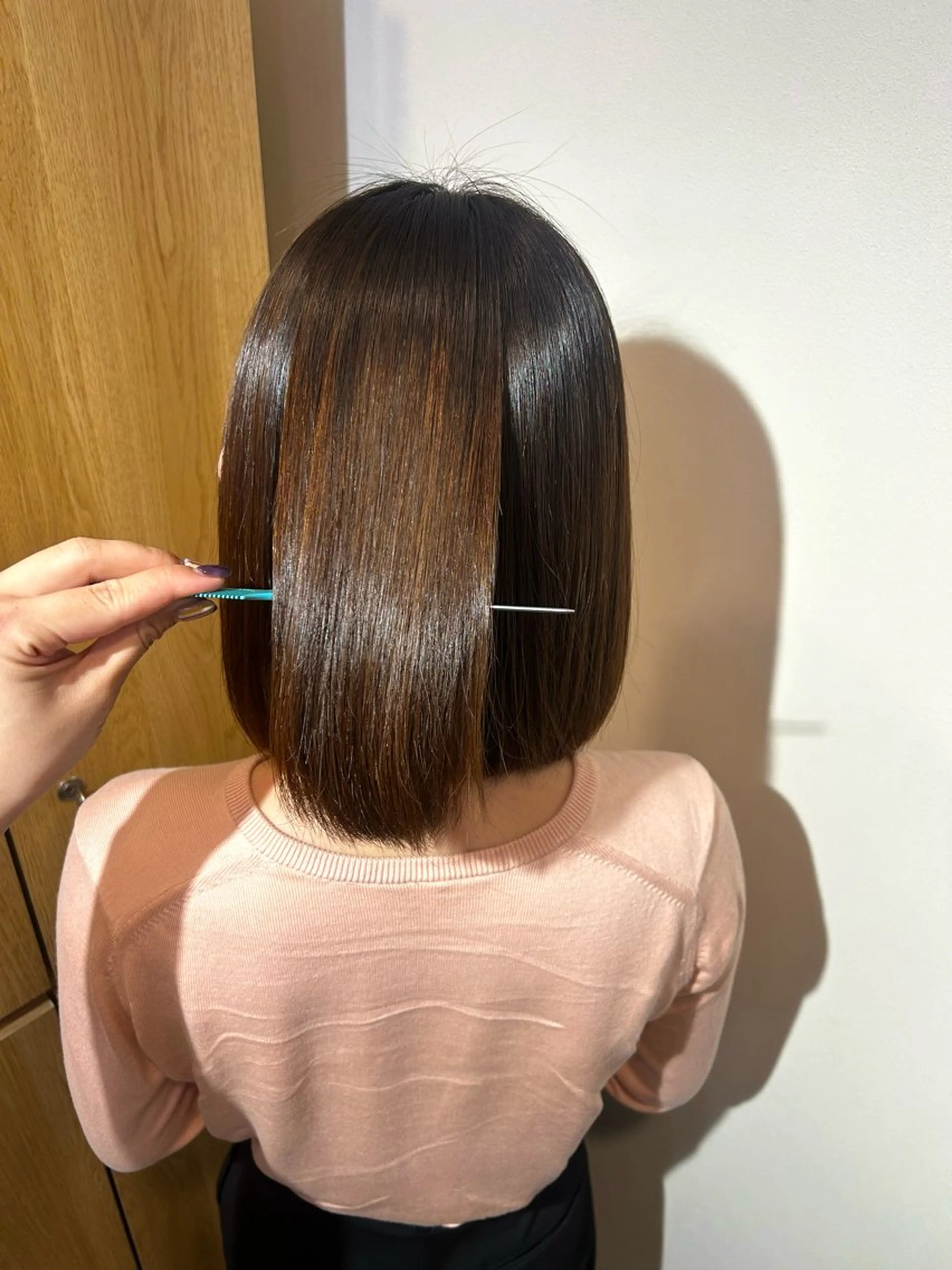 ショート ボブ くびれヘア 顔周りカット 髪質改善 韓国風ヘア ブリーチなしベージュ /ヘアセット/ミユのヘアスタイル