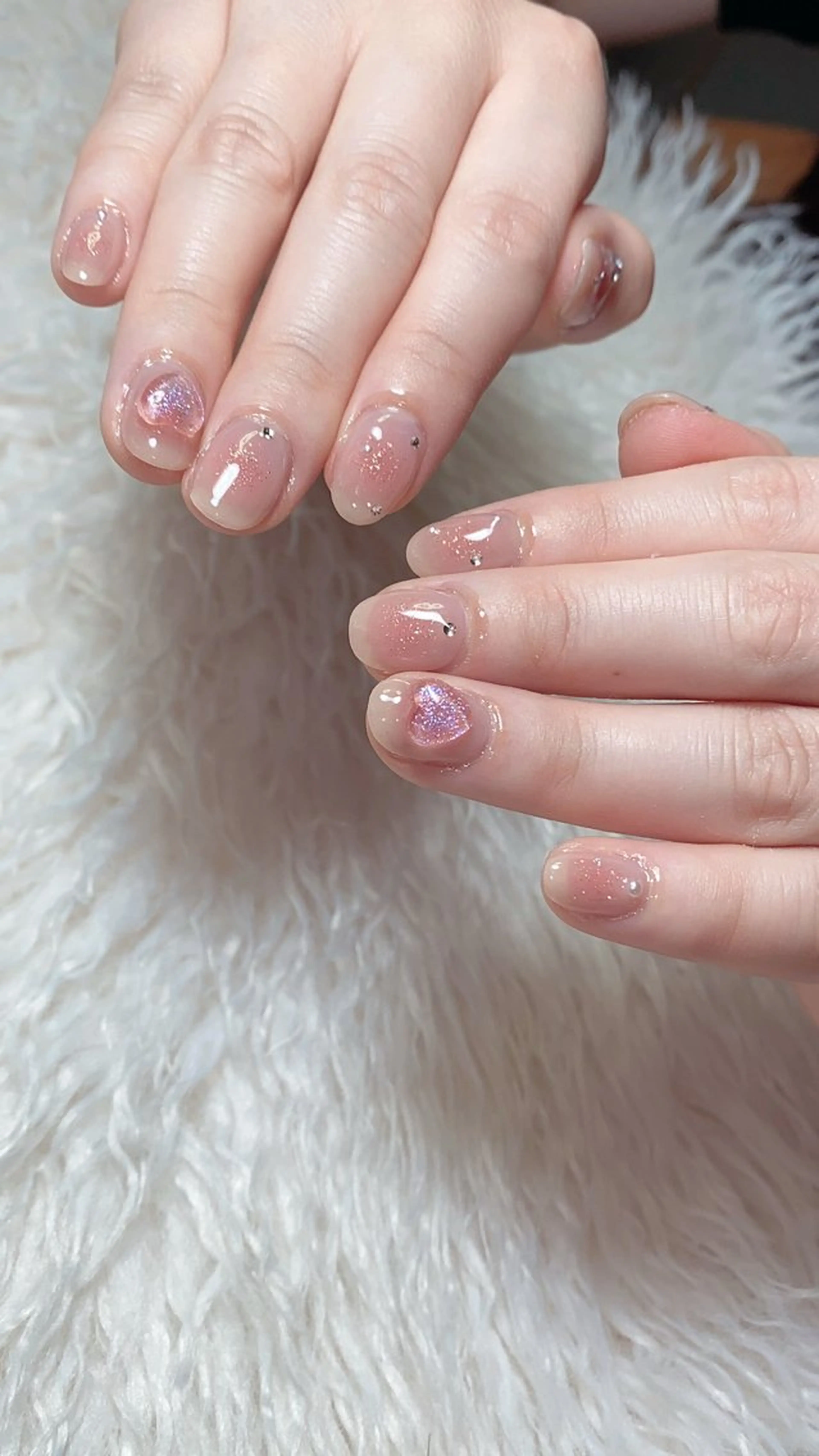 ネイル ハンドネイル n o q r m. n a c h iのネイルデザイン