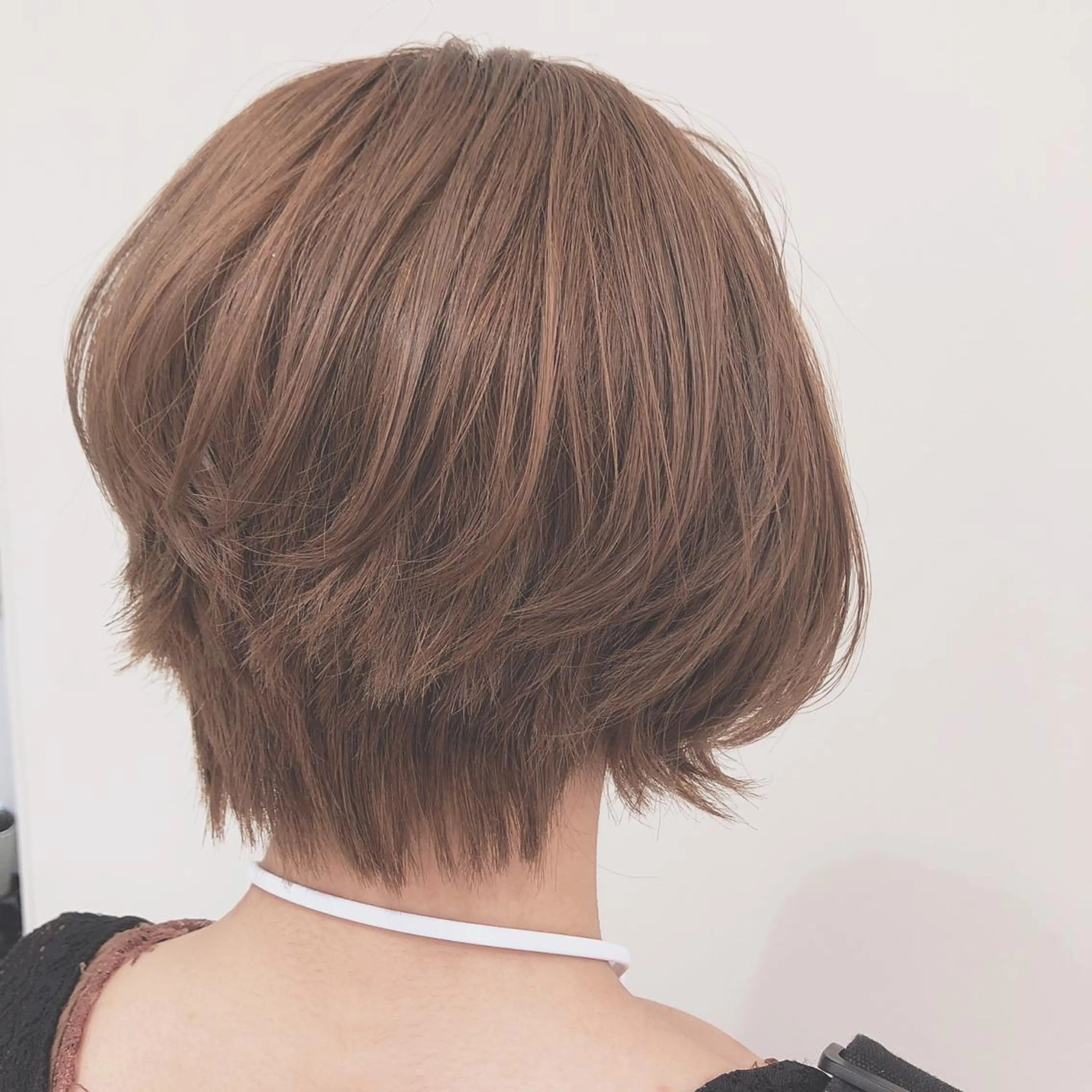 ショート 野村 さなみ✨ぱっつんボブのヘアスタイル
